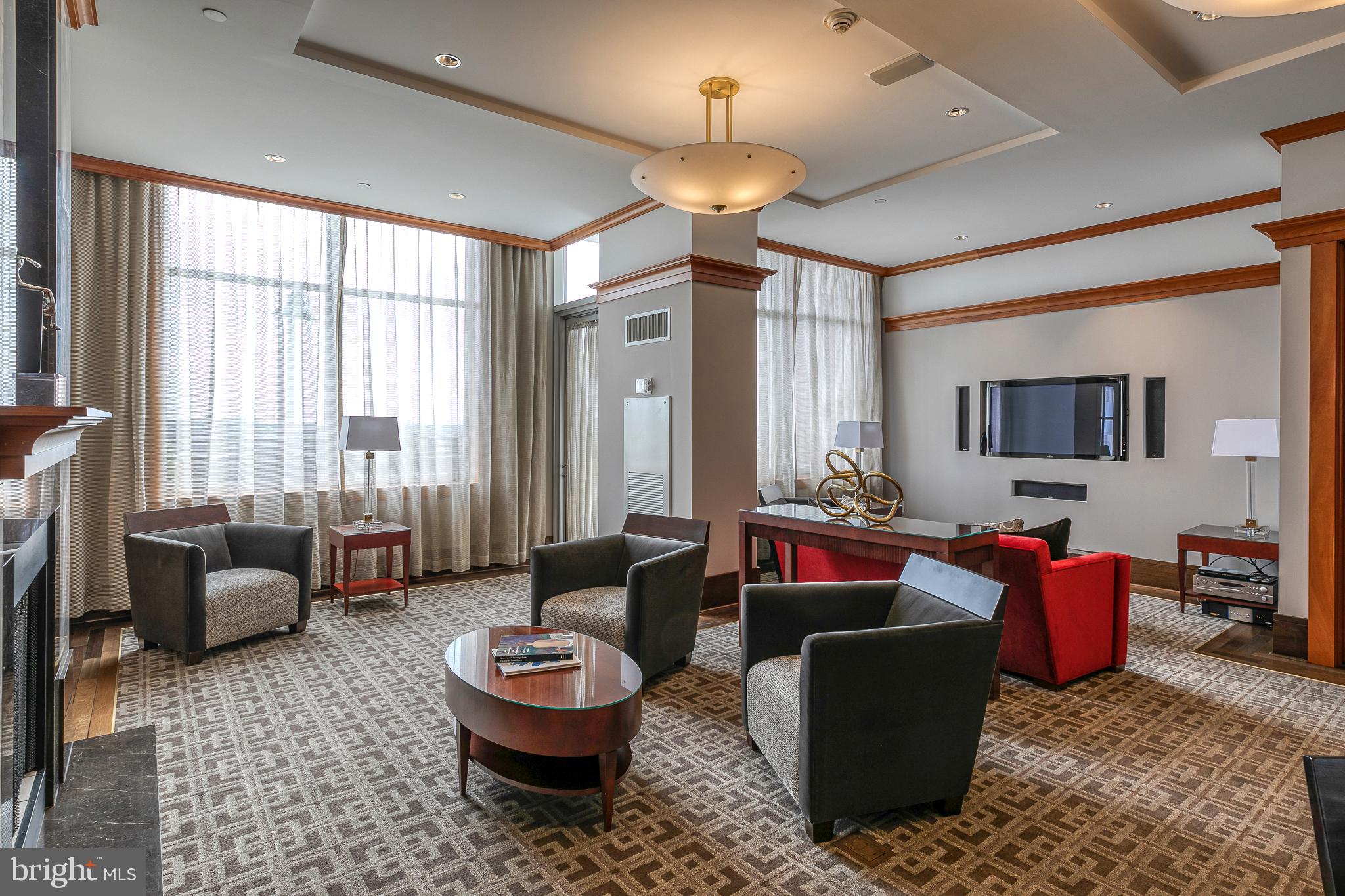 AVENUE OF THE ARTS - Residential