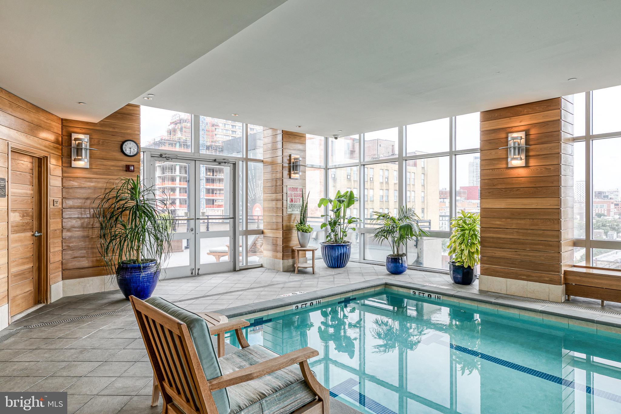 AVENUE OF THE ARTS - Residential