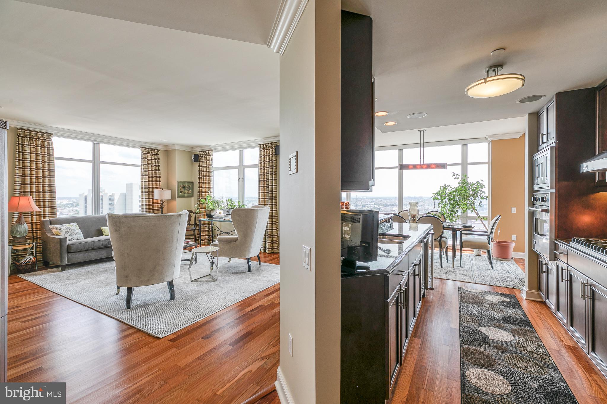 AVENUE OF THE ARTS - Residential