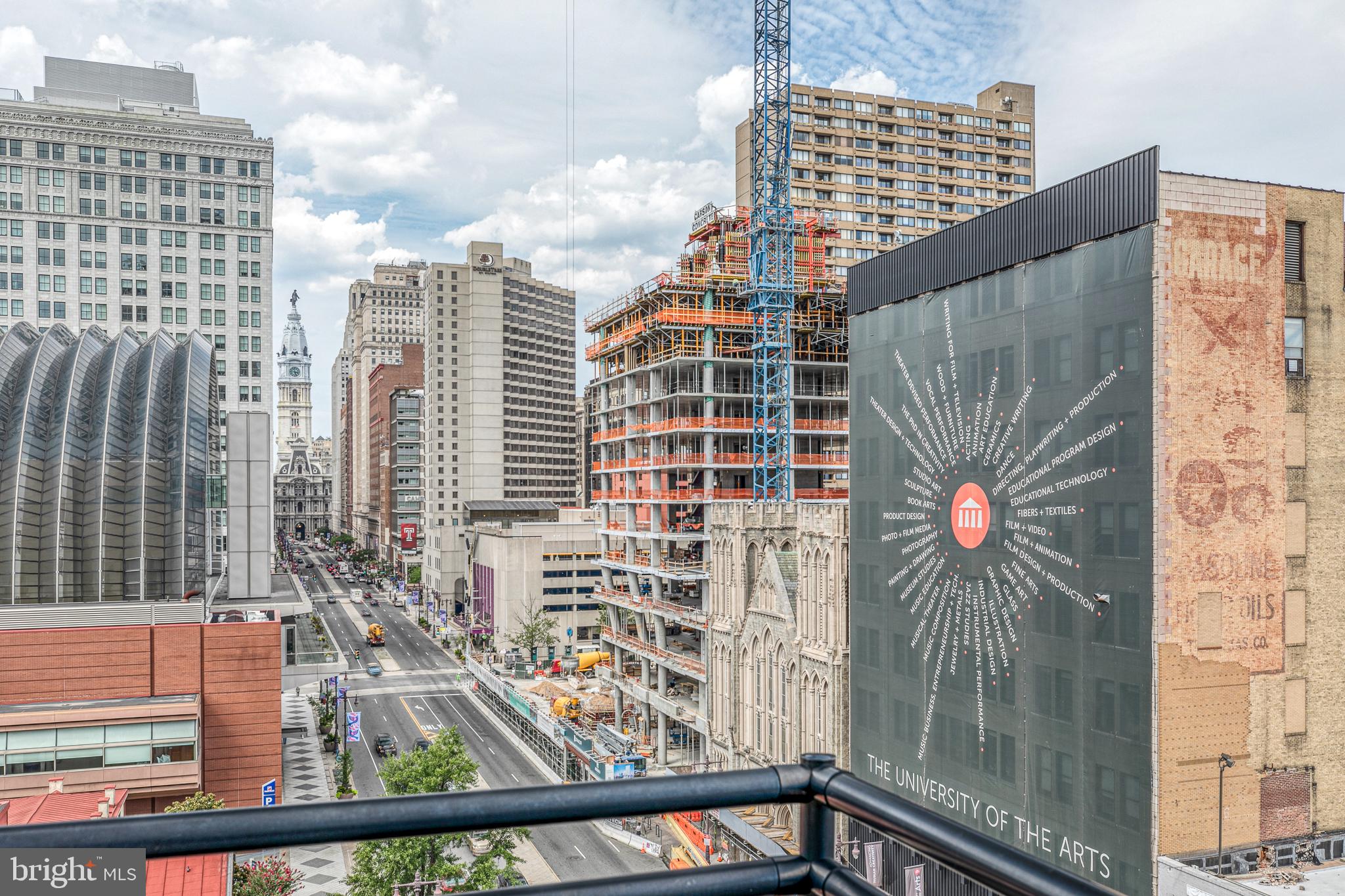 AVENUE OF THE ARTS - Residential