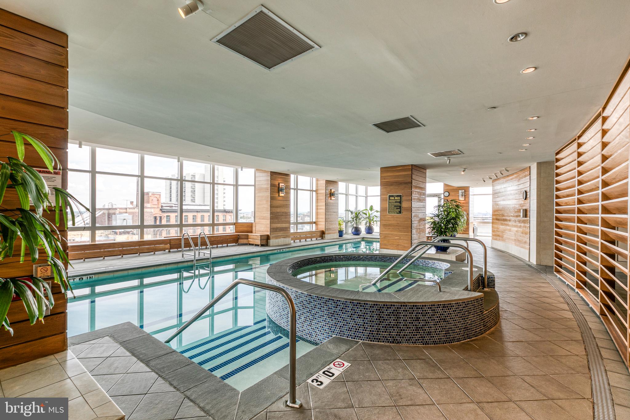 AVENUE OF THE ARTS - Residential