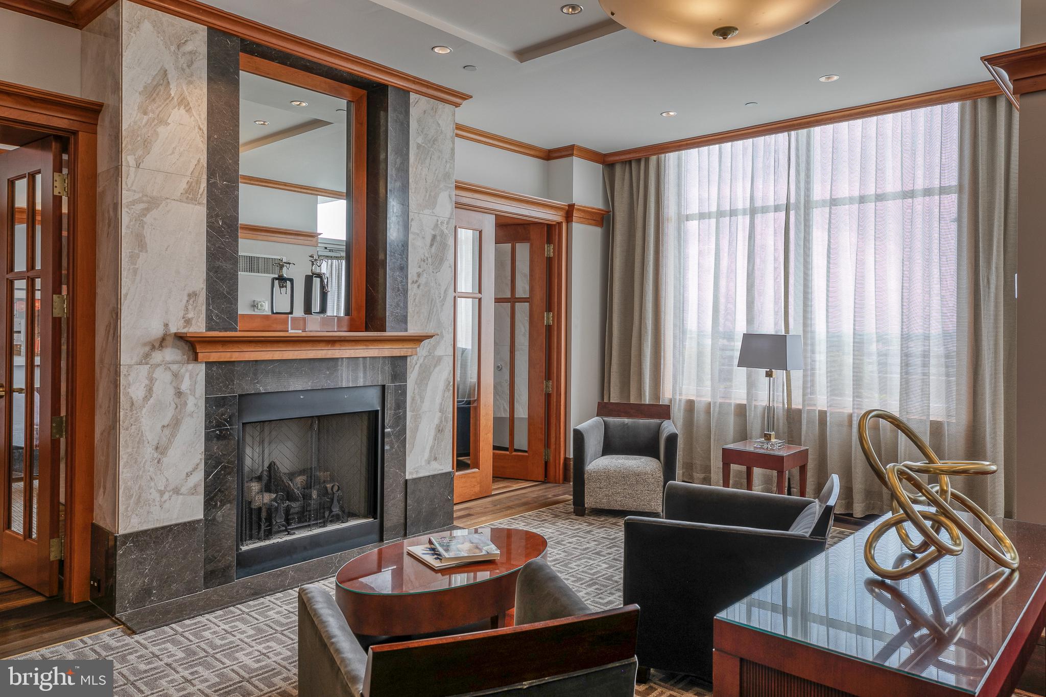 AVENUE OF THE ARTS - Residential