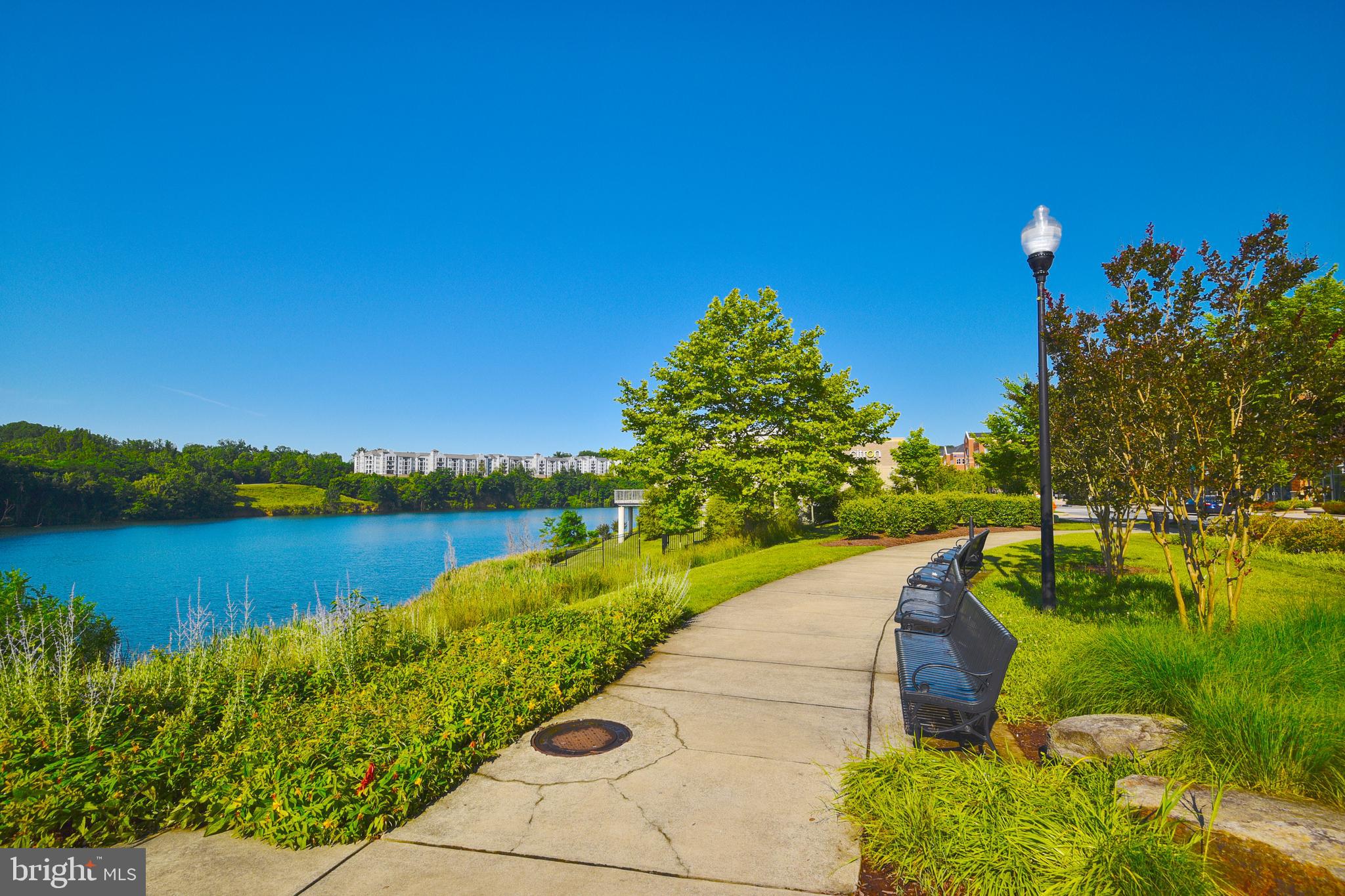 THE BLUFFS AT QUARRY LAKE - Residential