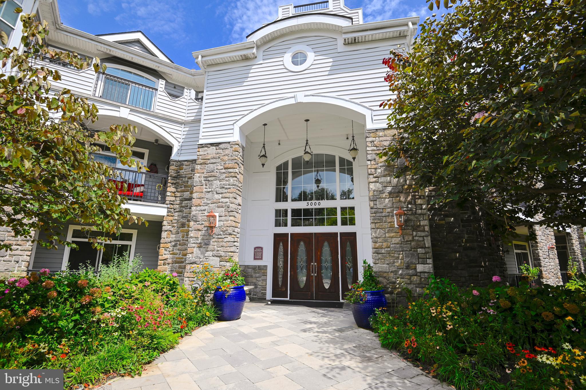 THE BLUFFS AT QUARRY LAKE - Residential