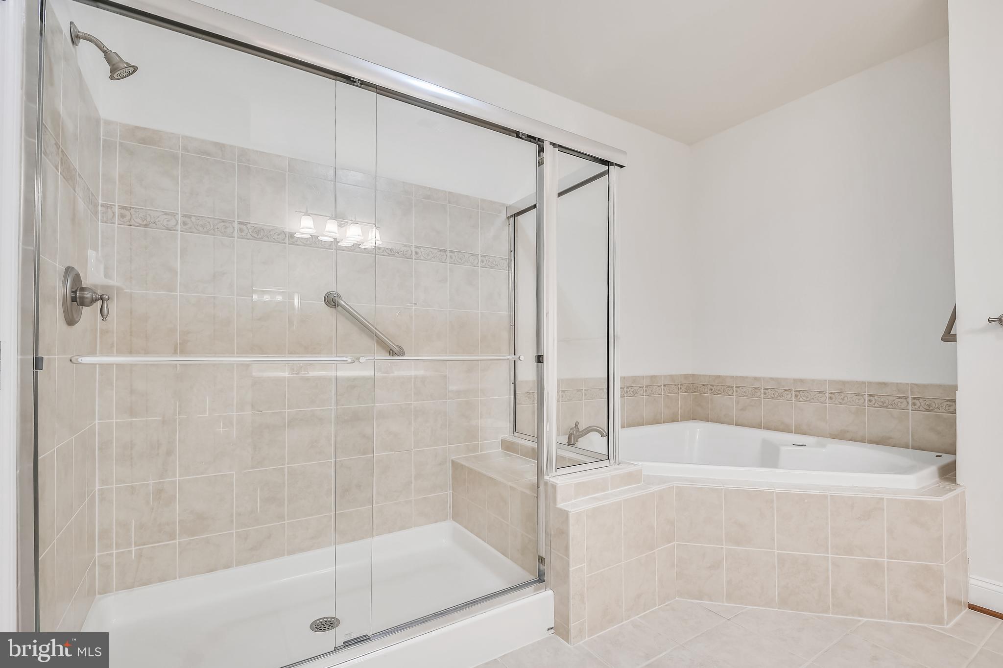 THE BLUFFS AT QUARRY LAKE - Residential