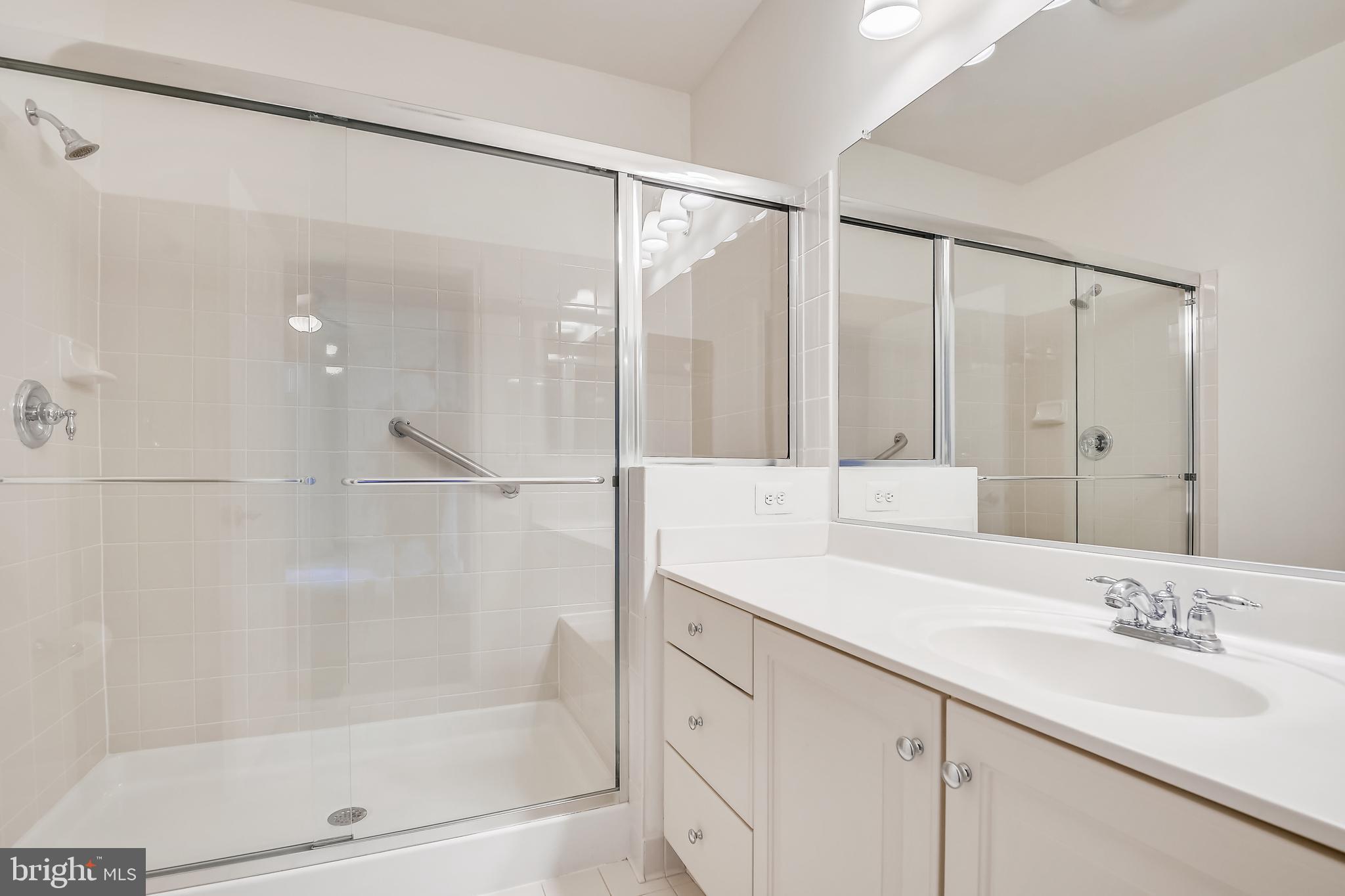 THE BLUFFS AT QUARRY LAKE - Residential