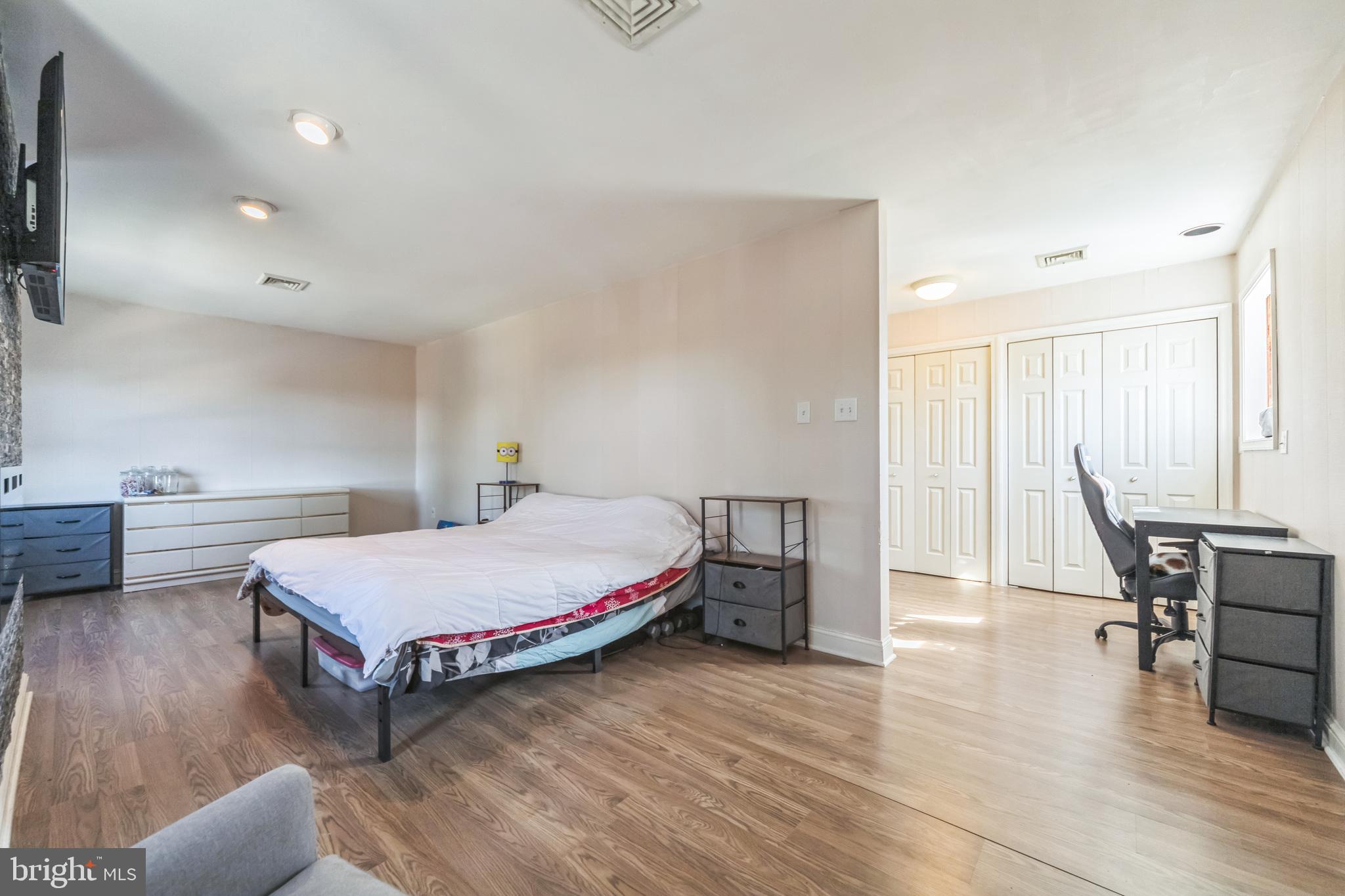 TACONY - Residential