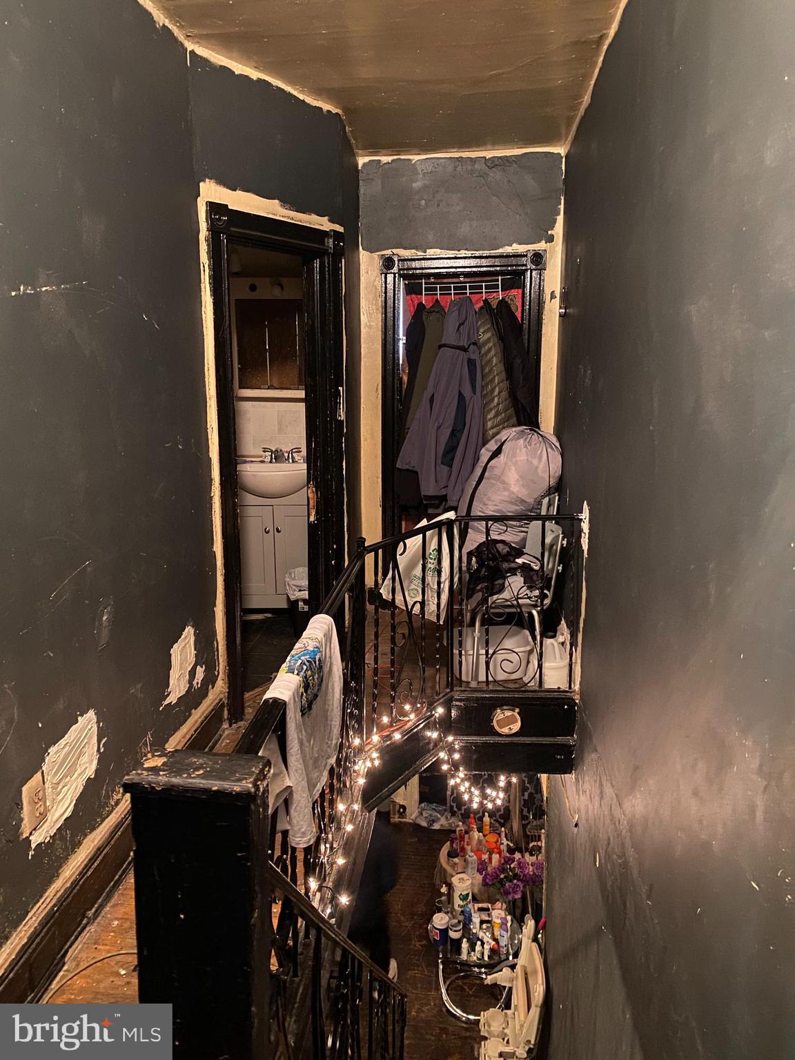 STRAWBERRY MANSION - Residential