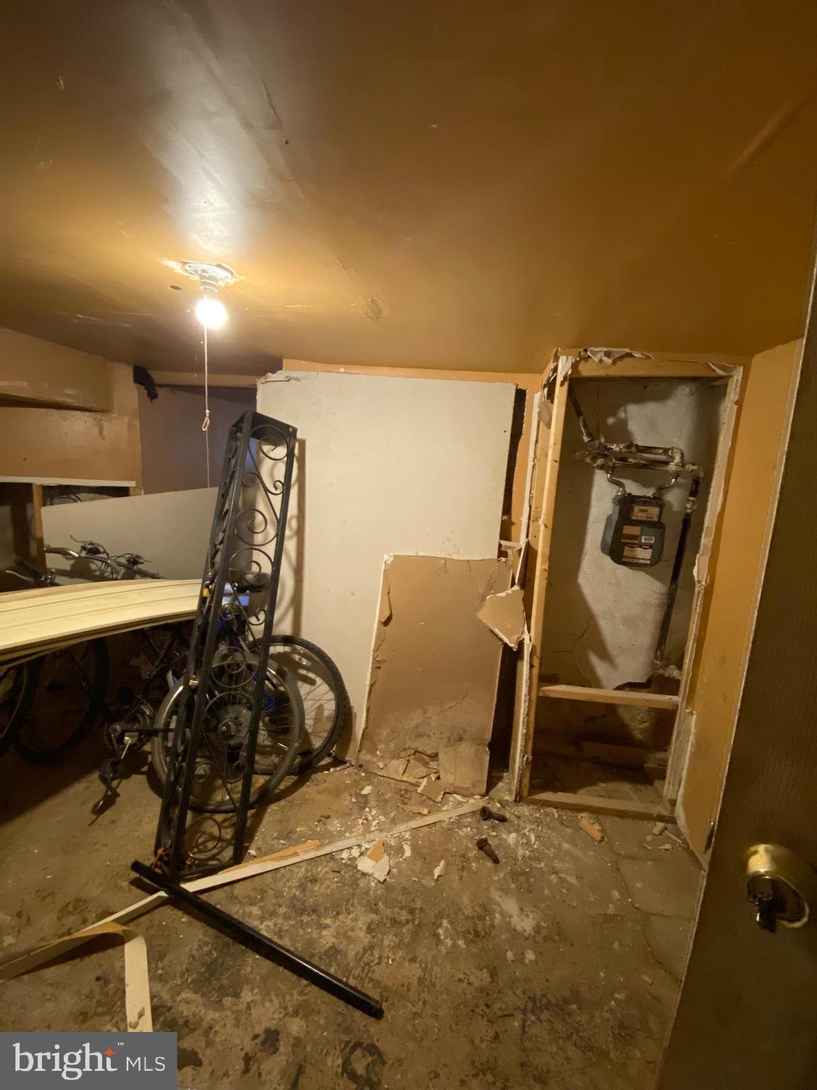 STRAWBERRY MANSION - Residential