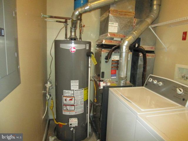 SEVEN OAKS - Residential