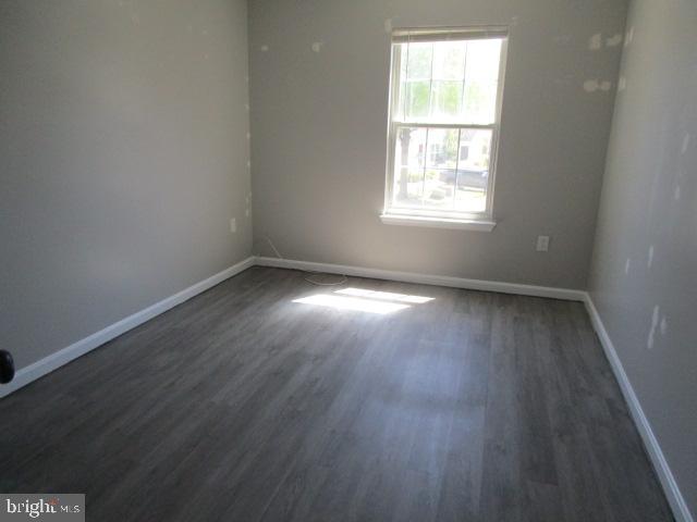 SEVEN OAKS - Residential