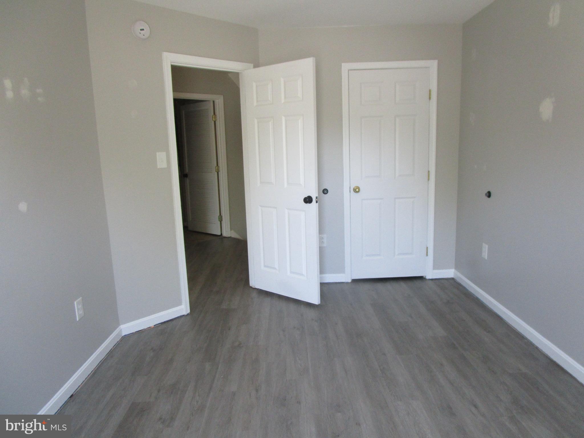 SEVEN OAKS - Residential