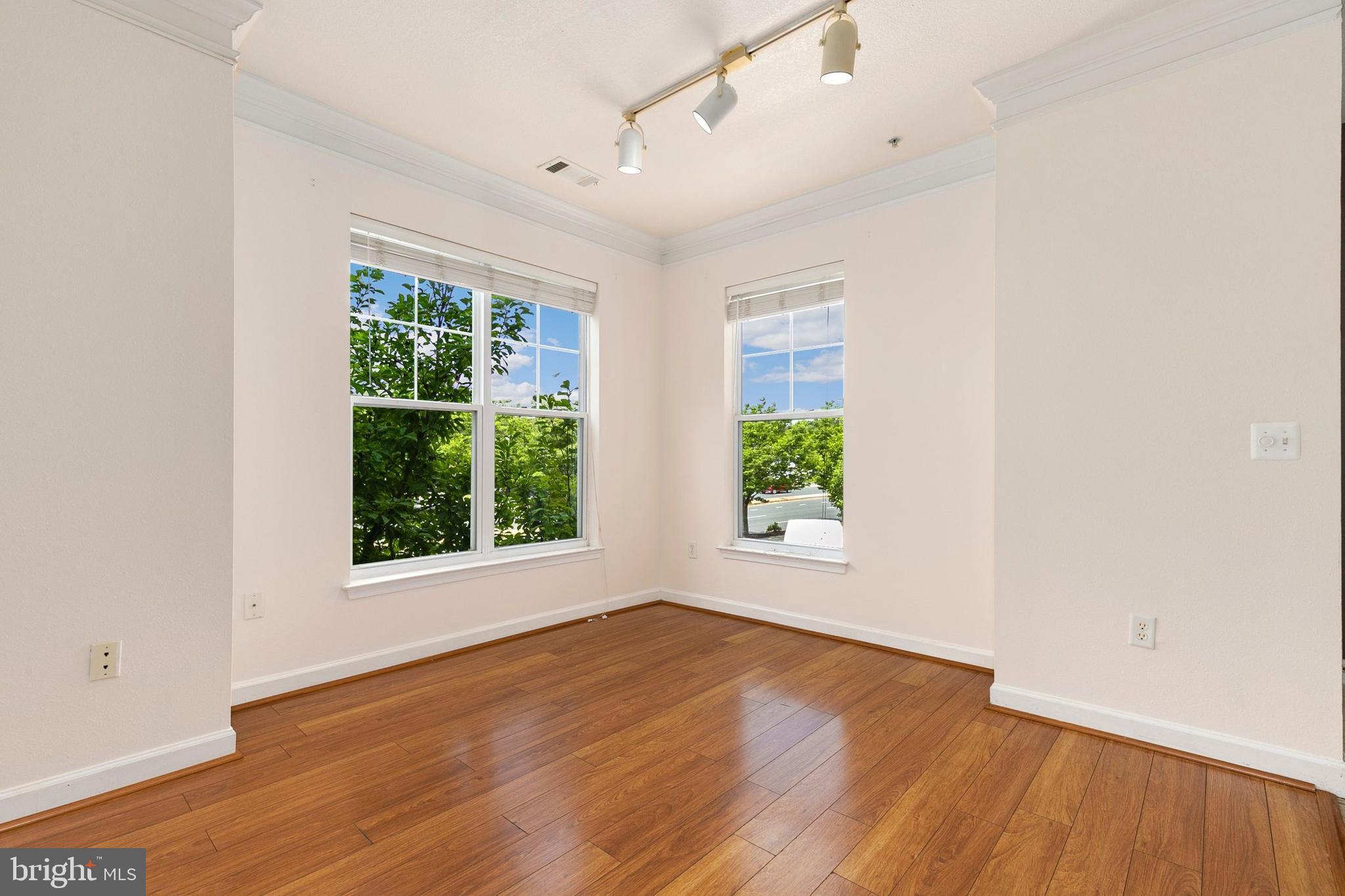 FITZ AT ROCKVILLE TOWN C - Residential