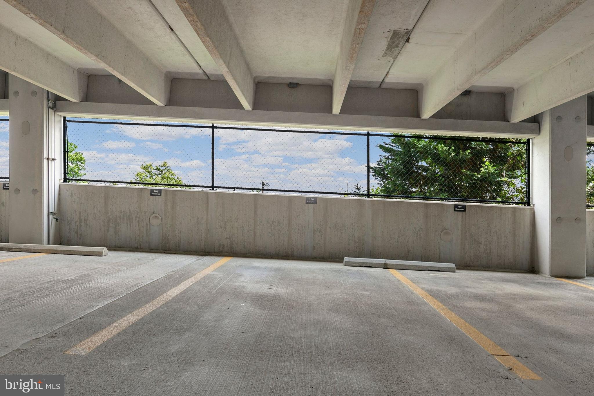 FITZ AT ROCKVILLE TOWN C - Residential