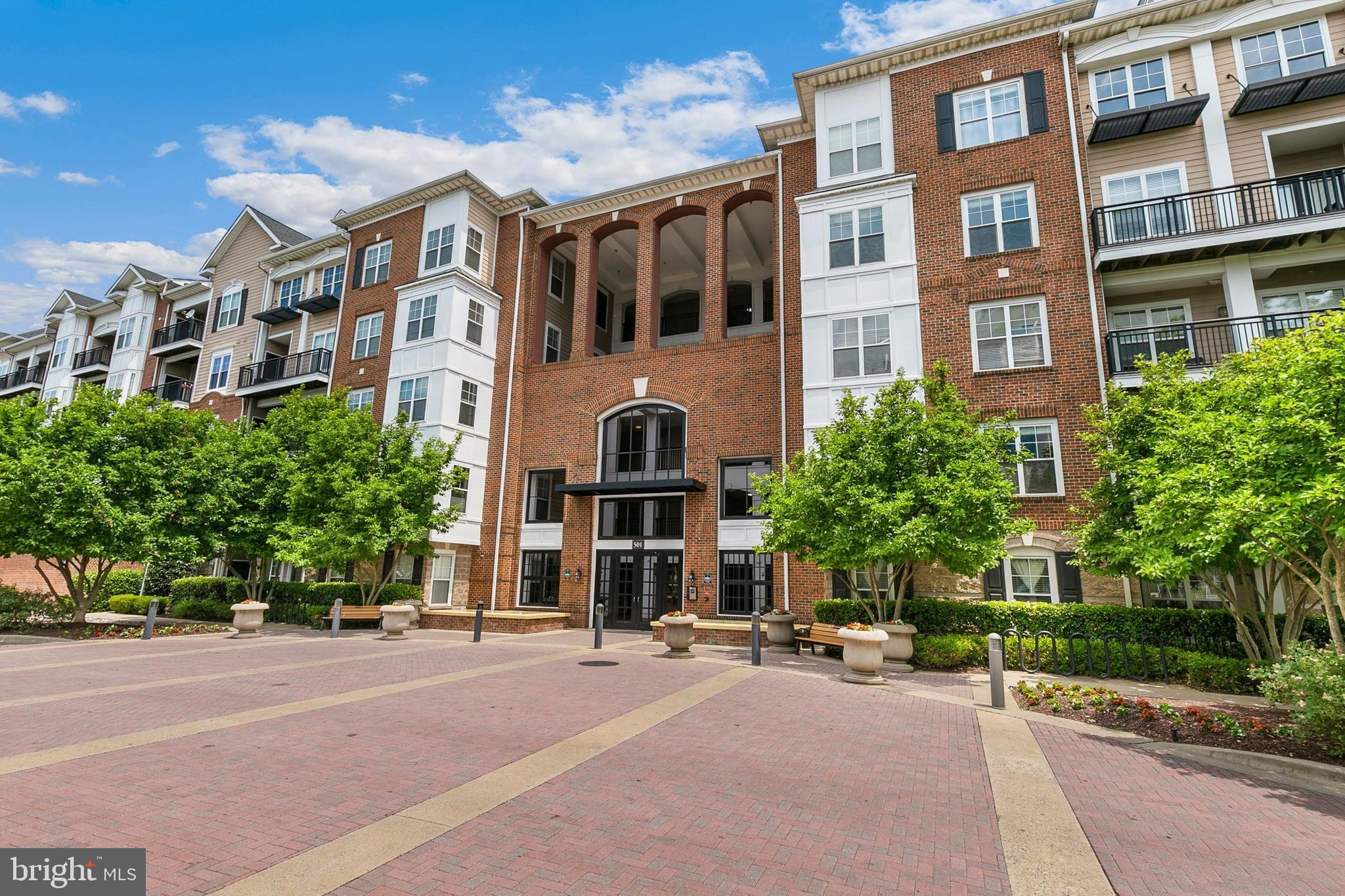 FITZ AT ROCKVILLE TOWN C - Residential