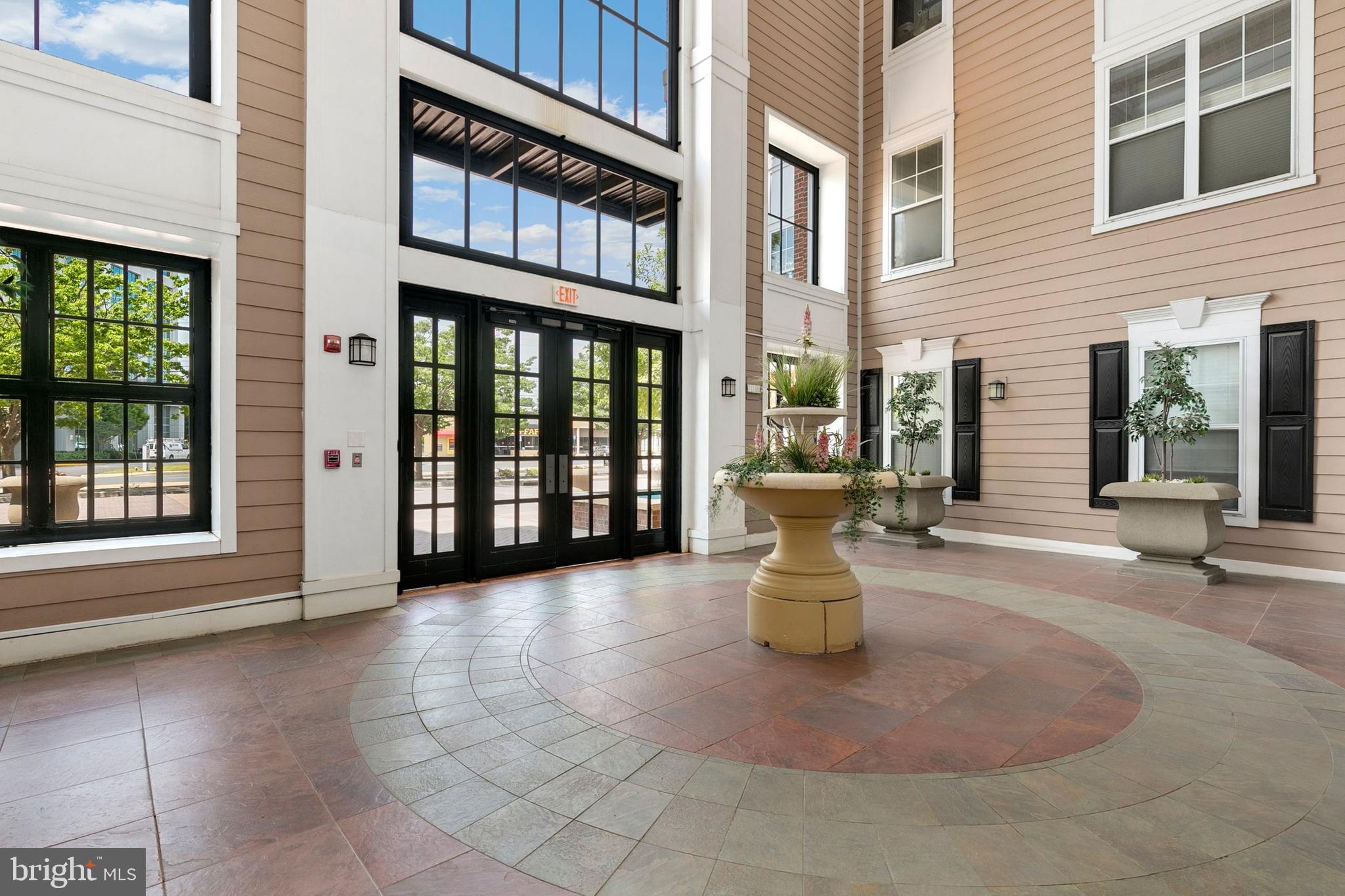 FITZ AT ROCKVILLE TOWN C - Residential