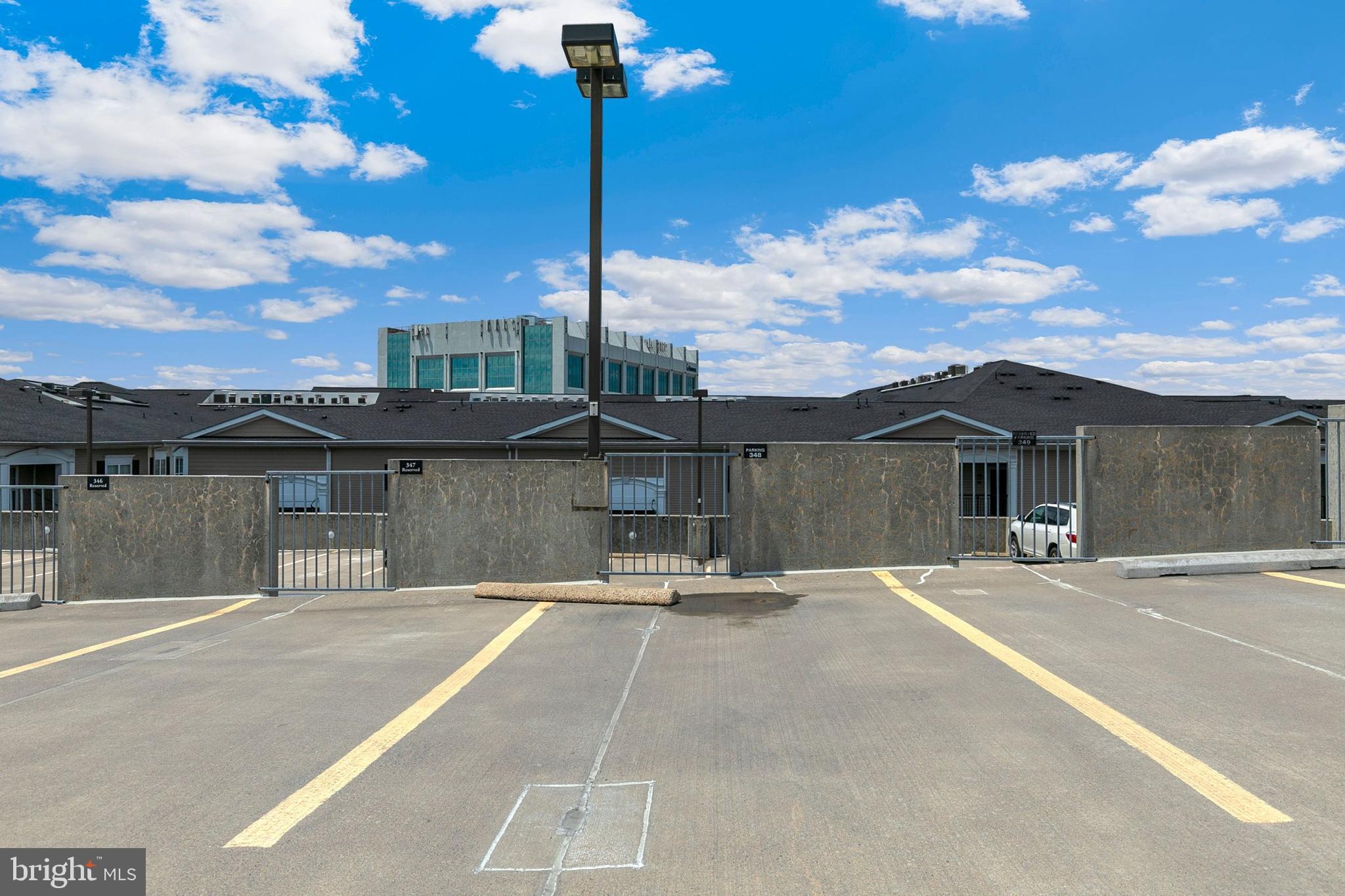 FITZ AT ROCKVILLE TOWN C - Residential