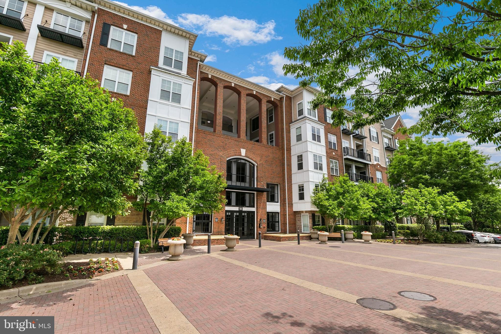 FITZ AT ROCKVILLE TOWN C - Residential