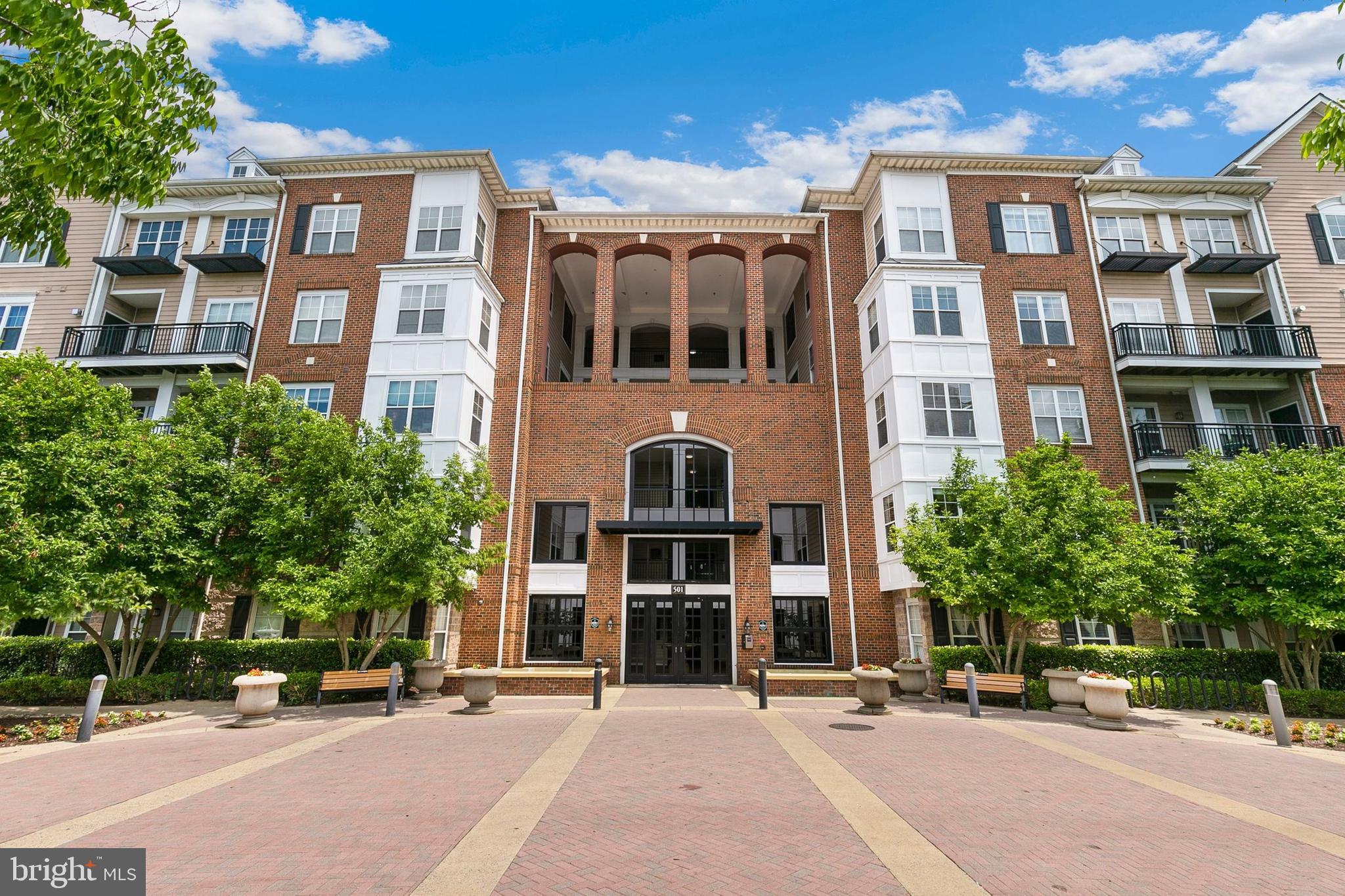 FITZ AT ROCKVILLE TOWN C - Residential