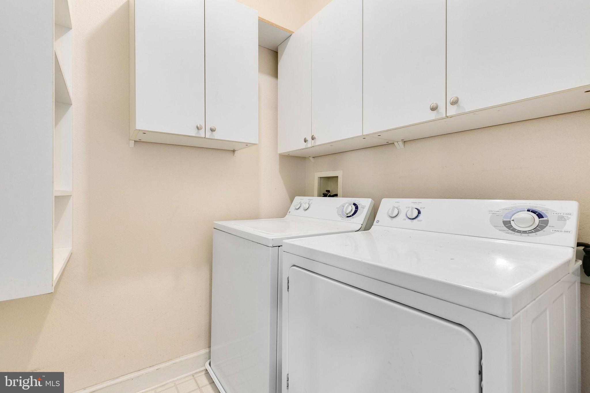 FITZ AT ROCKVILLE TOWN C - Residential