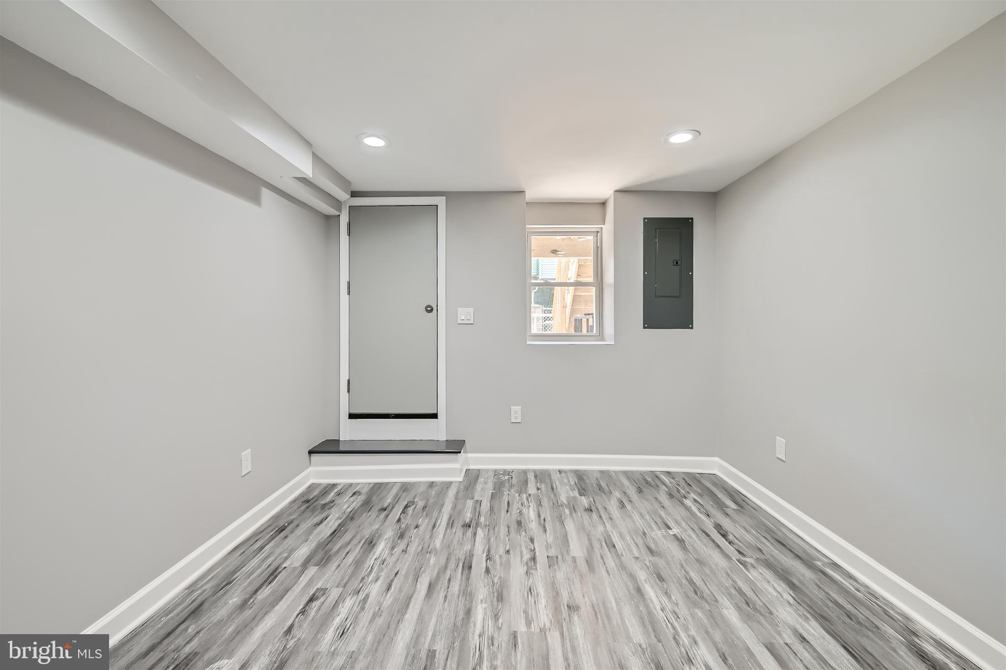 MCELDERRY PARK - Residential