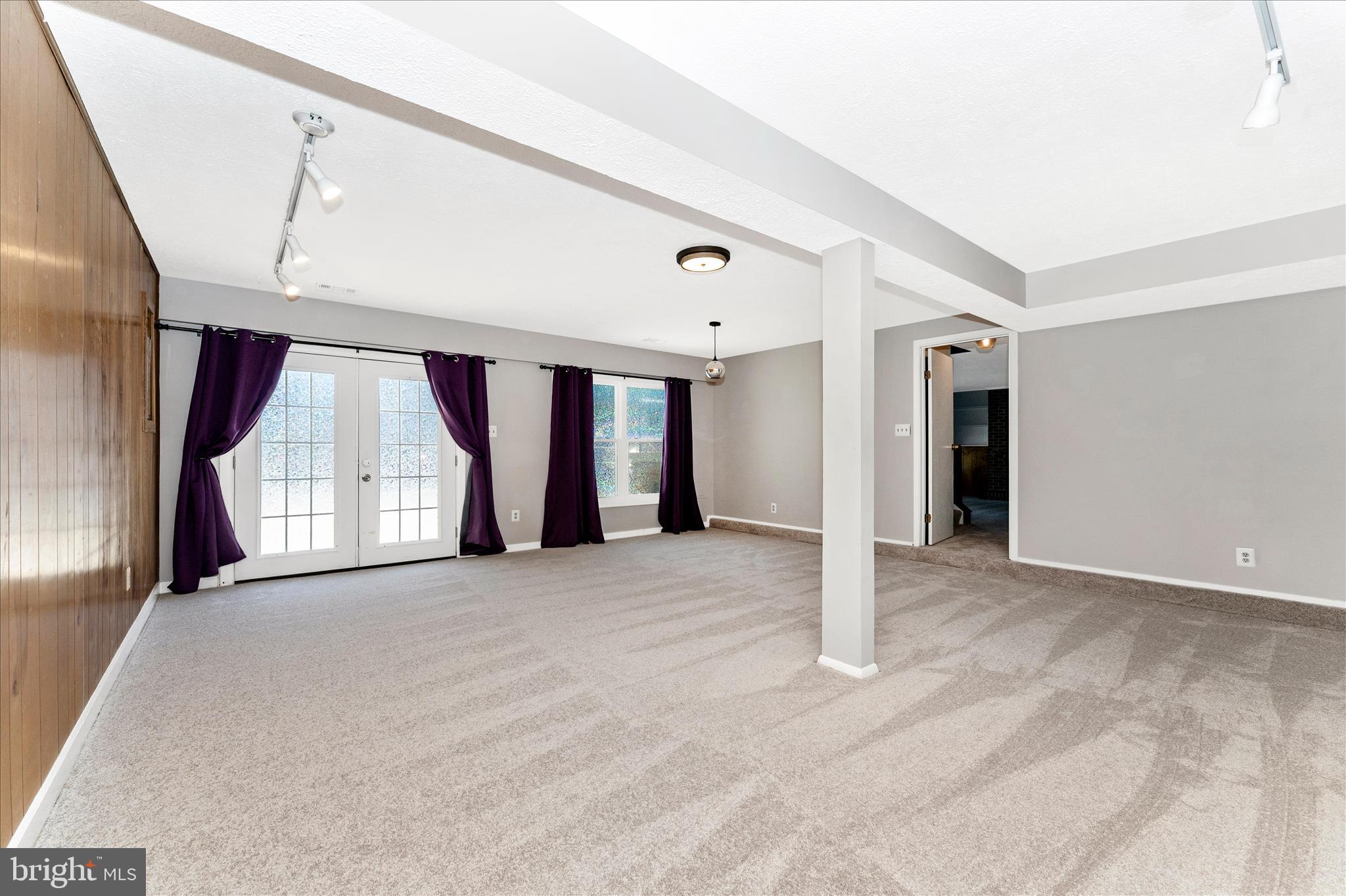 GERMANTOWN ESTATES - Residential
