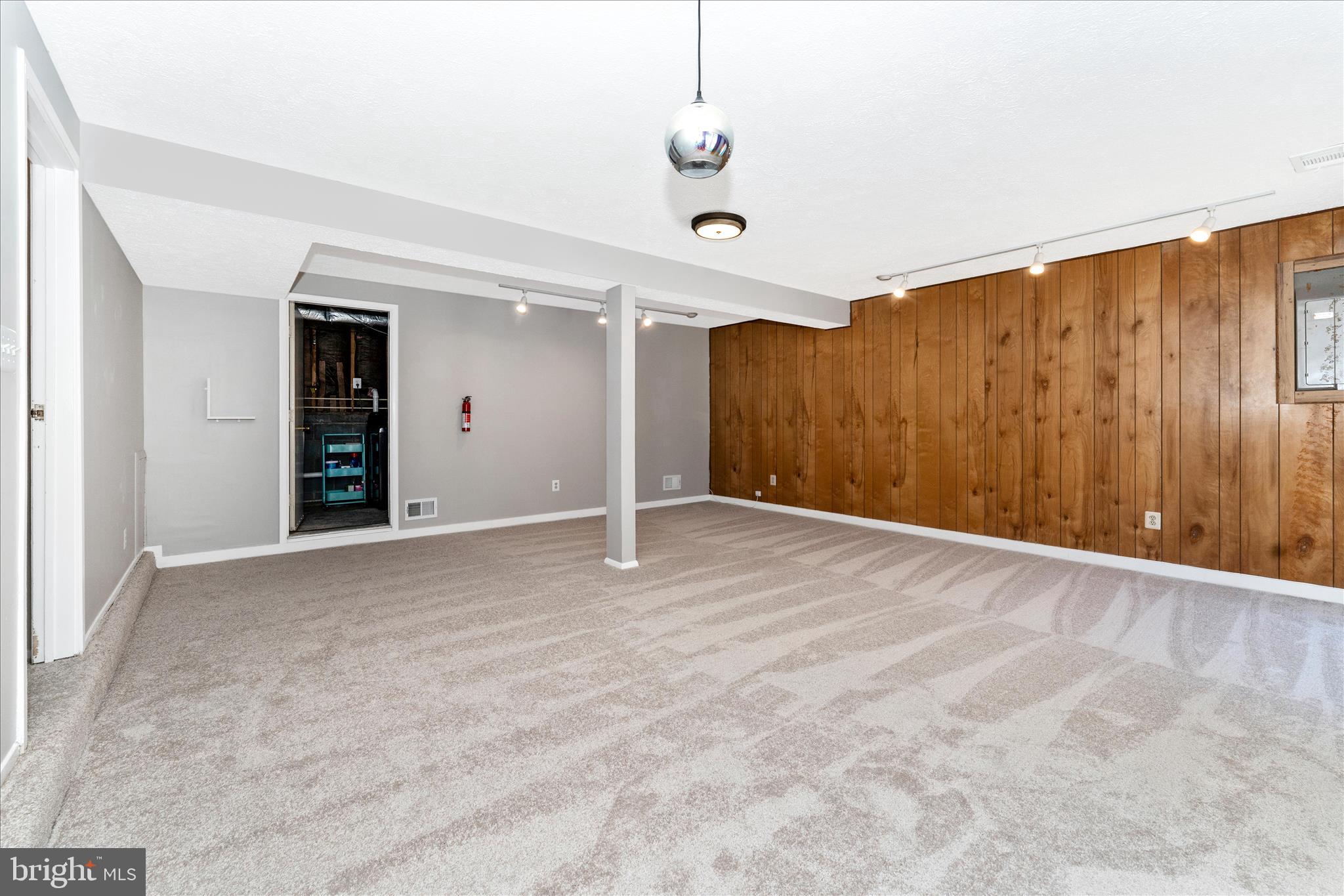 GERMANTOWN ESTATES - Residential