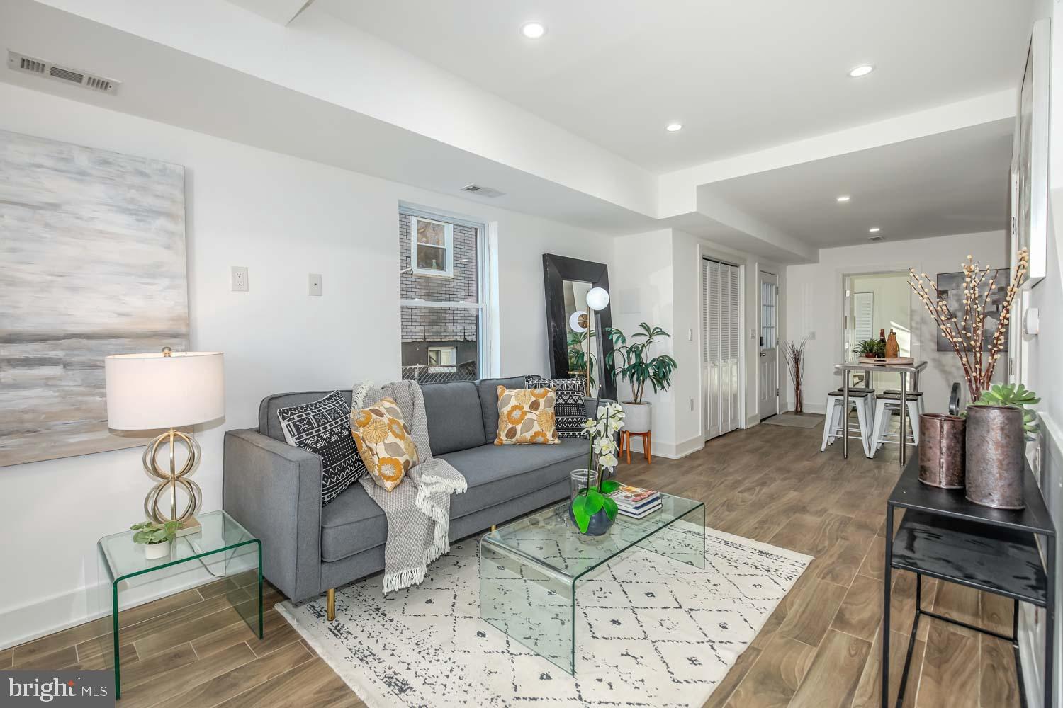 FAIRMOUNT HEIGHTS - Residential