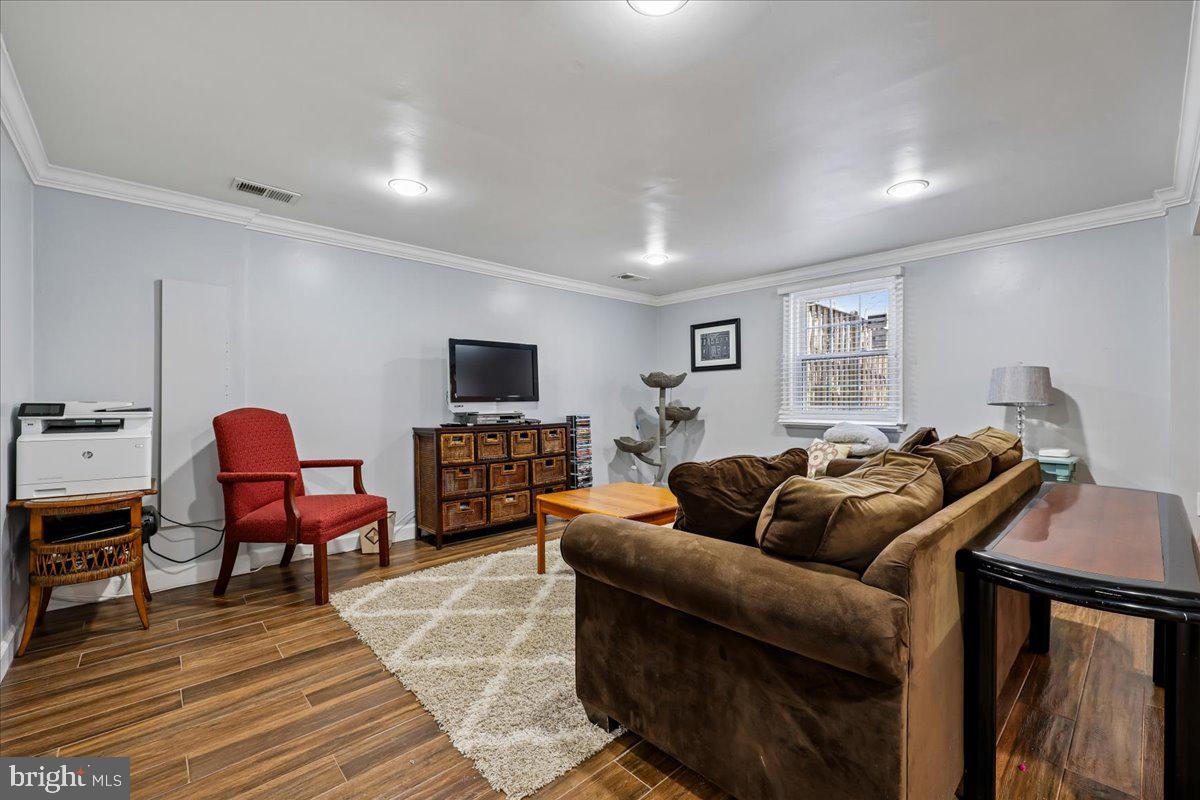 WOODHAVEN - Residential