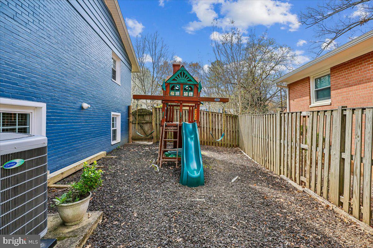 WOODHAVEN - Residential