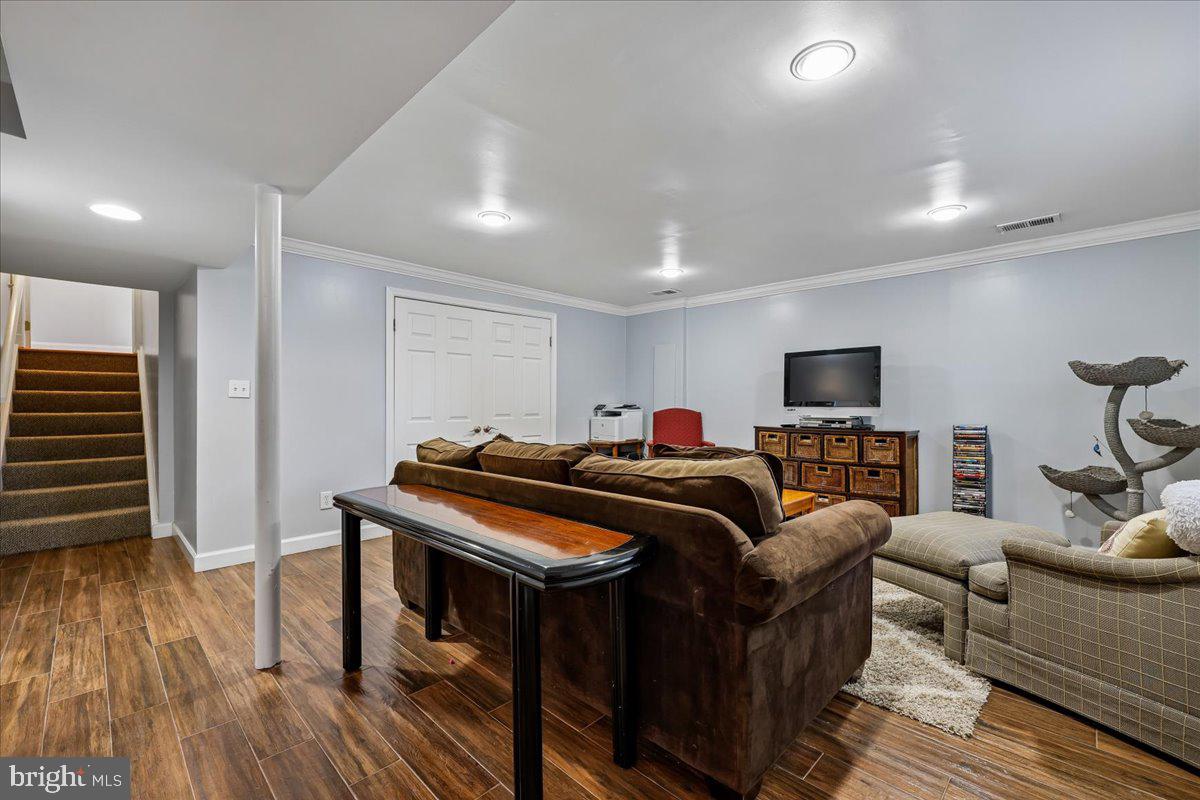 WOODHAVEN - Residential