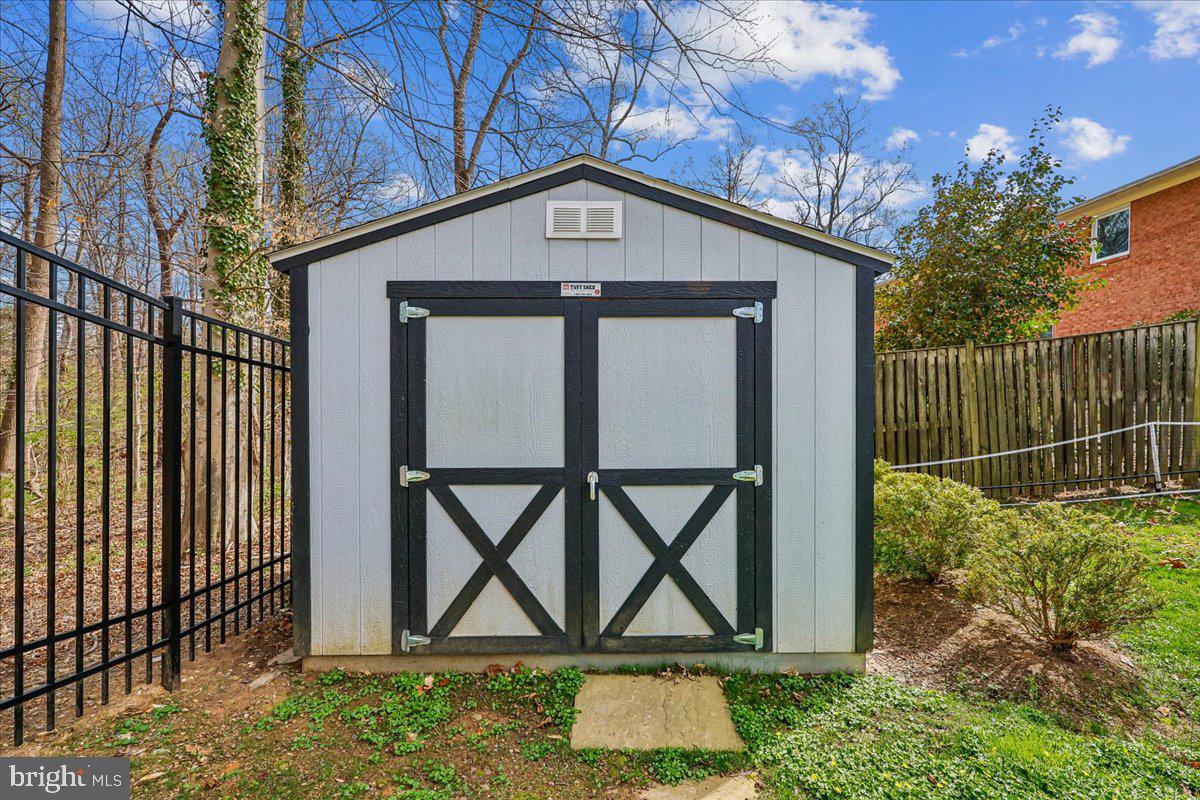 WOODHAVEN - Residential