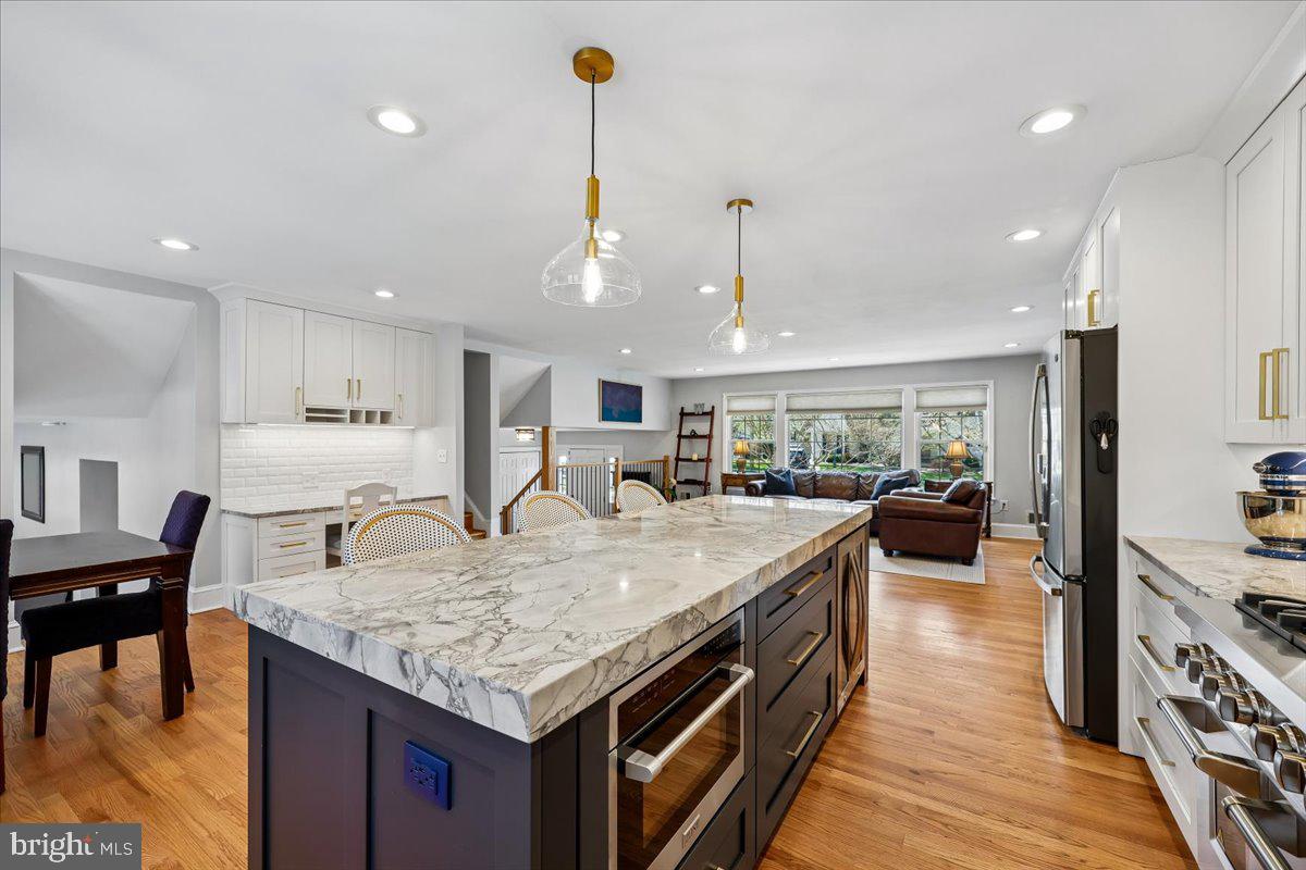 WOODHAVEN - Residential