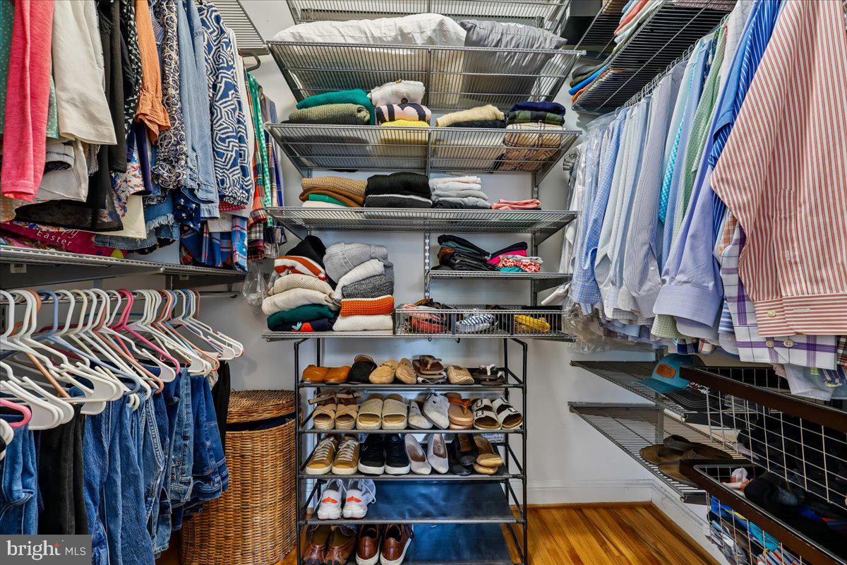 WOODHAVEN - Residential