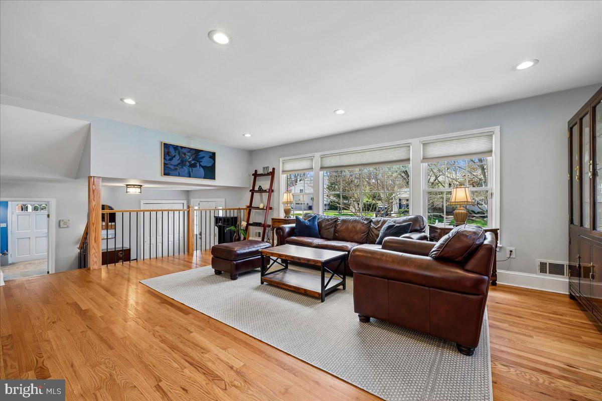 WOODHAVEN - Residential