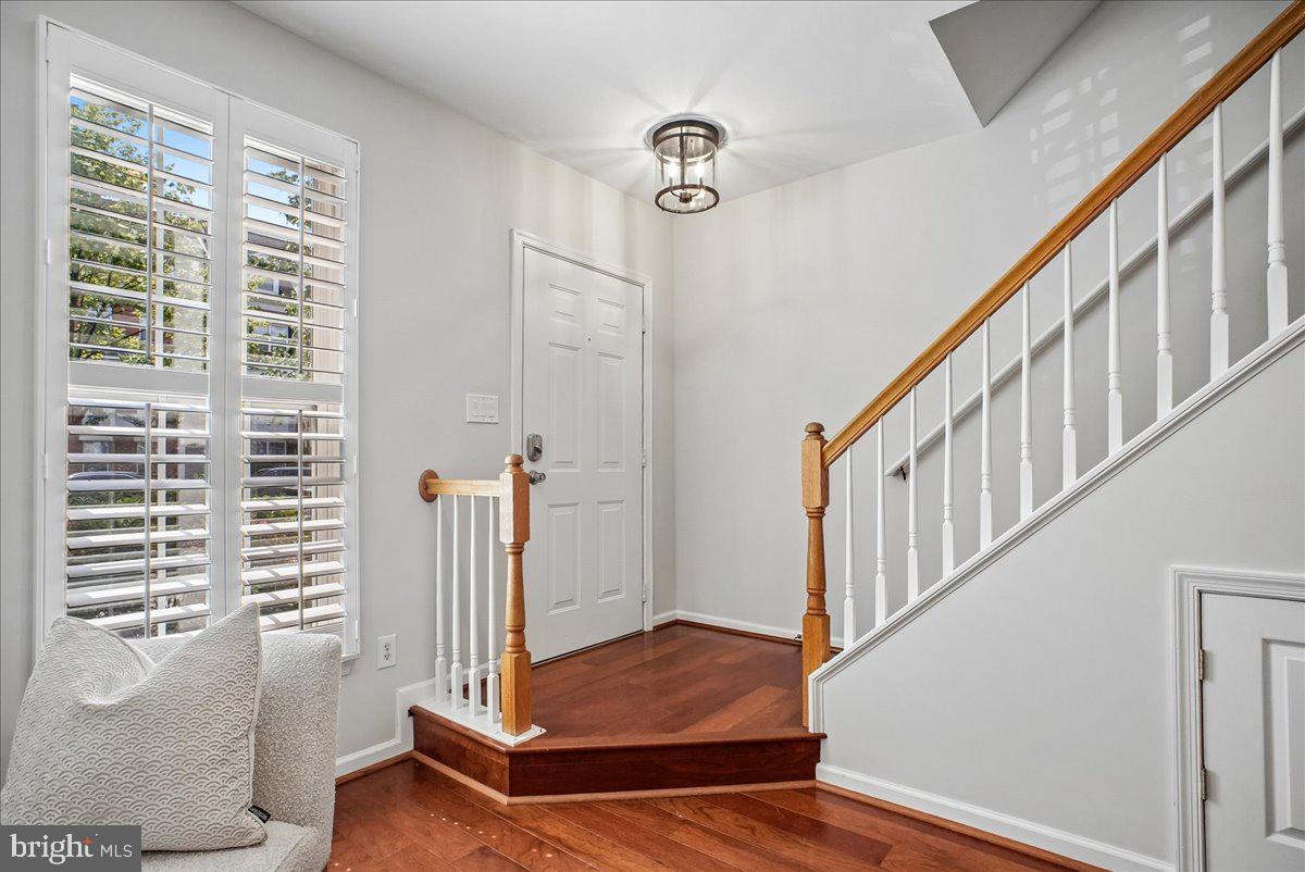 305 CAMERON STATION BOULEVARD