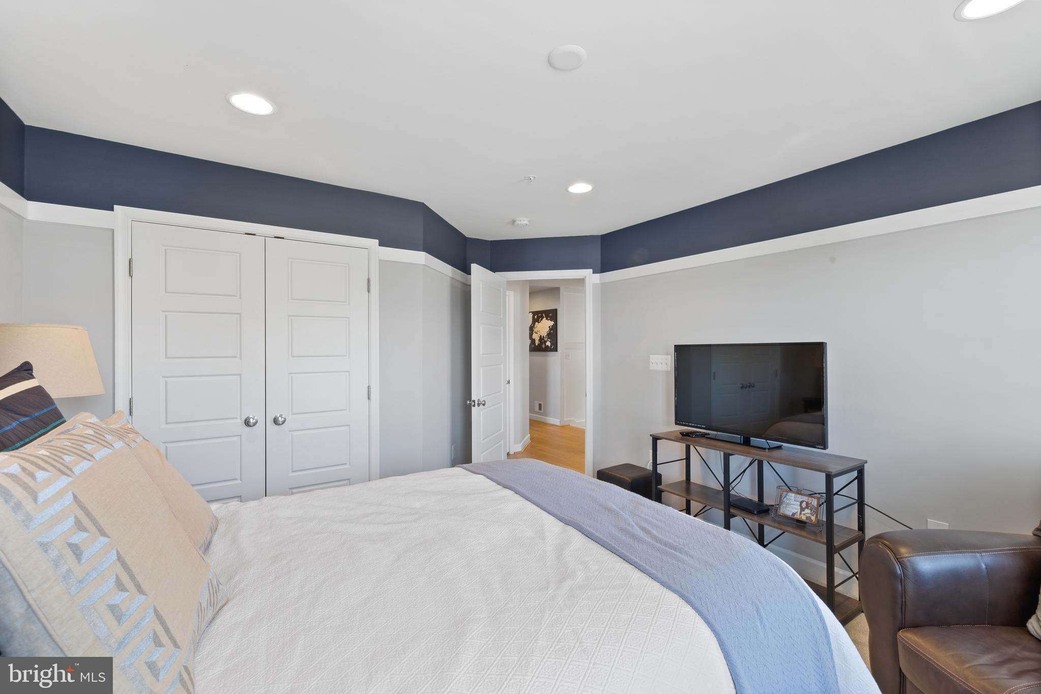 POPLAR RUN - Residential Lease