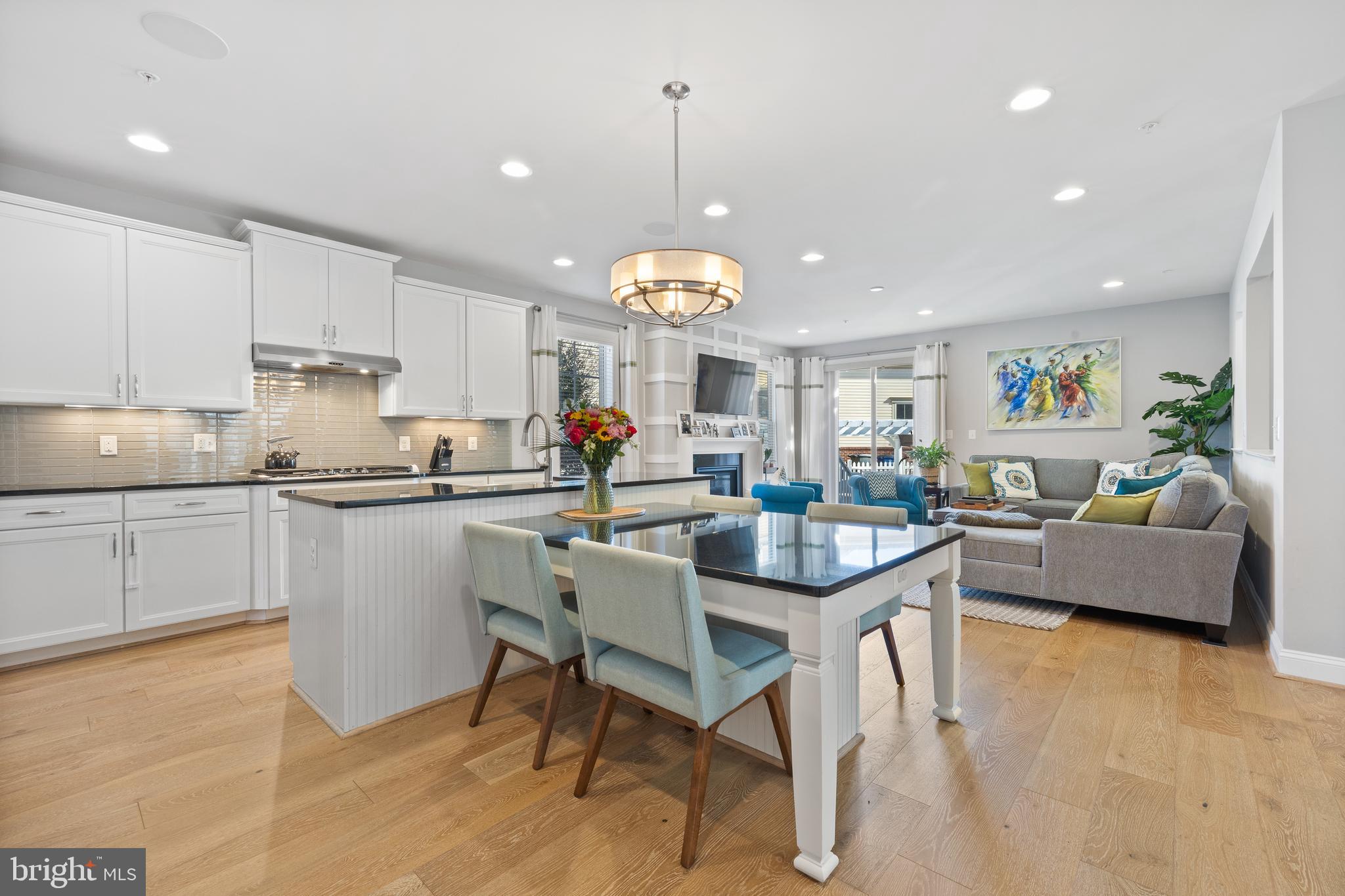 POPLAR RUN - Residential Lease