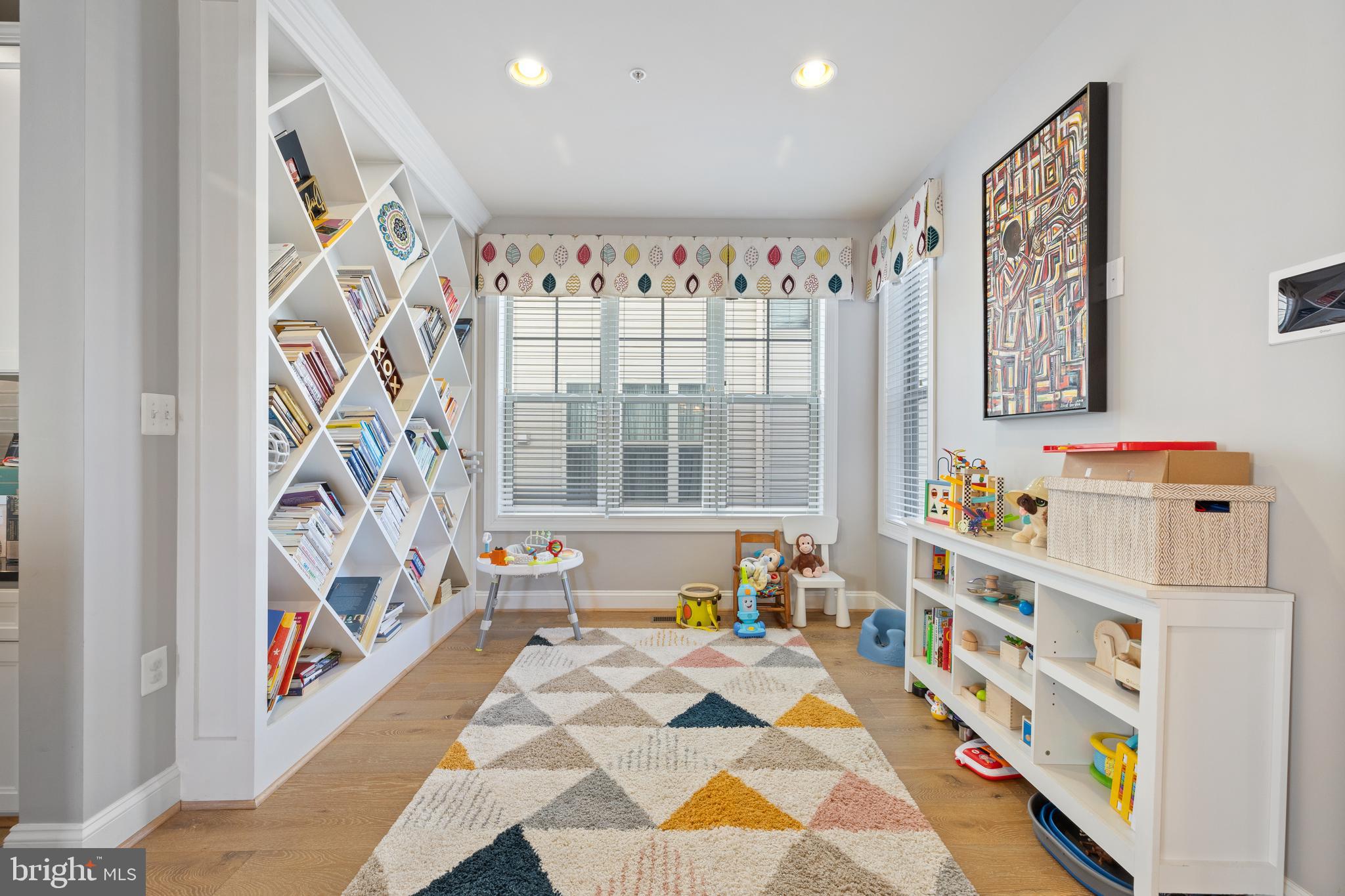 POPLAR RUN - Residential Lease