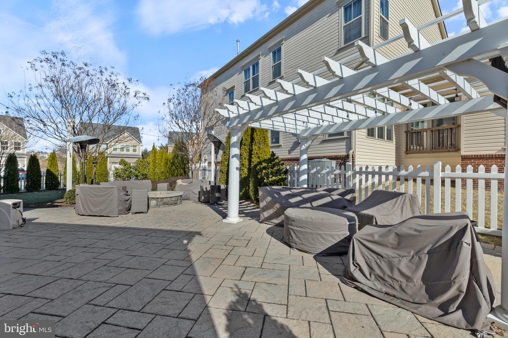 POPLAR RUN - Residential Lease