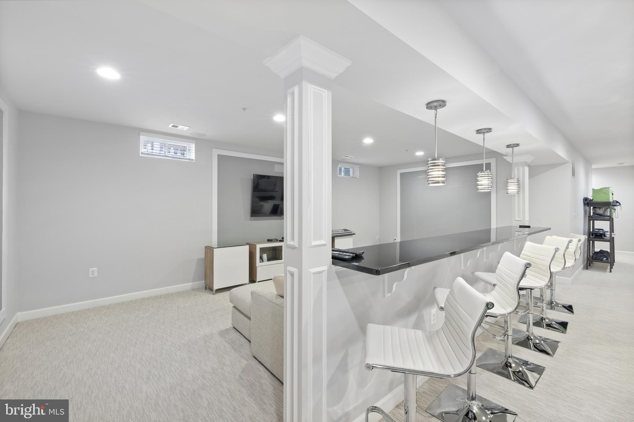 POPLAR RUN - Residential Lease