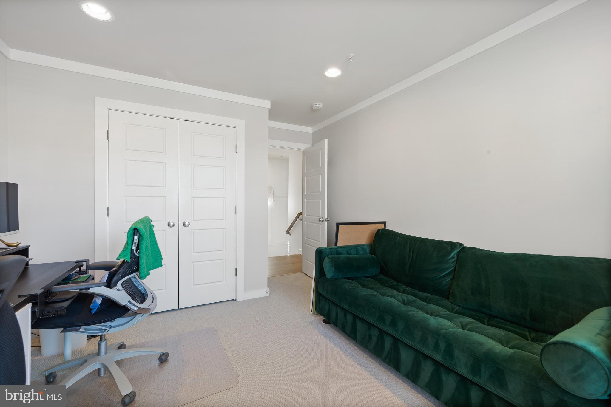 POPLAR RUN - Residential Lease