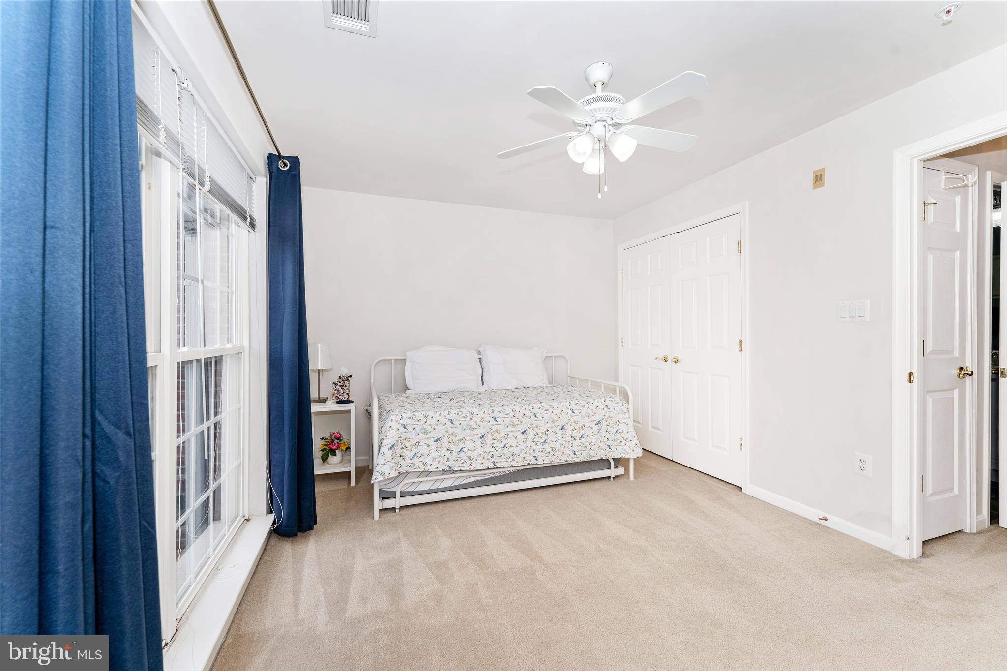 RIDGEVIEW II - Residential