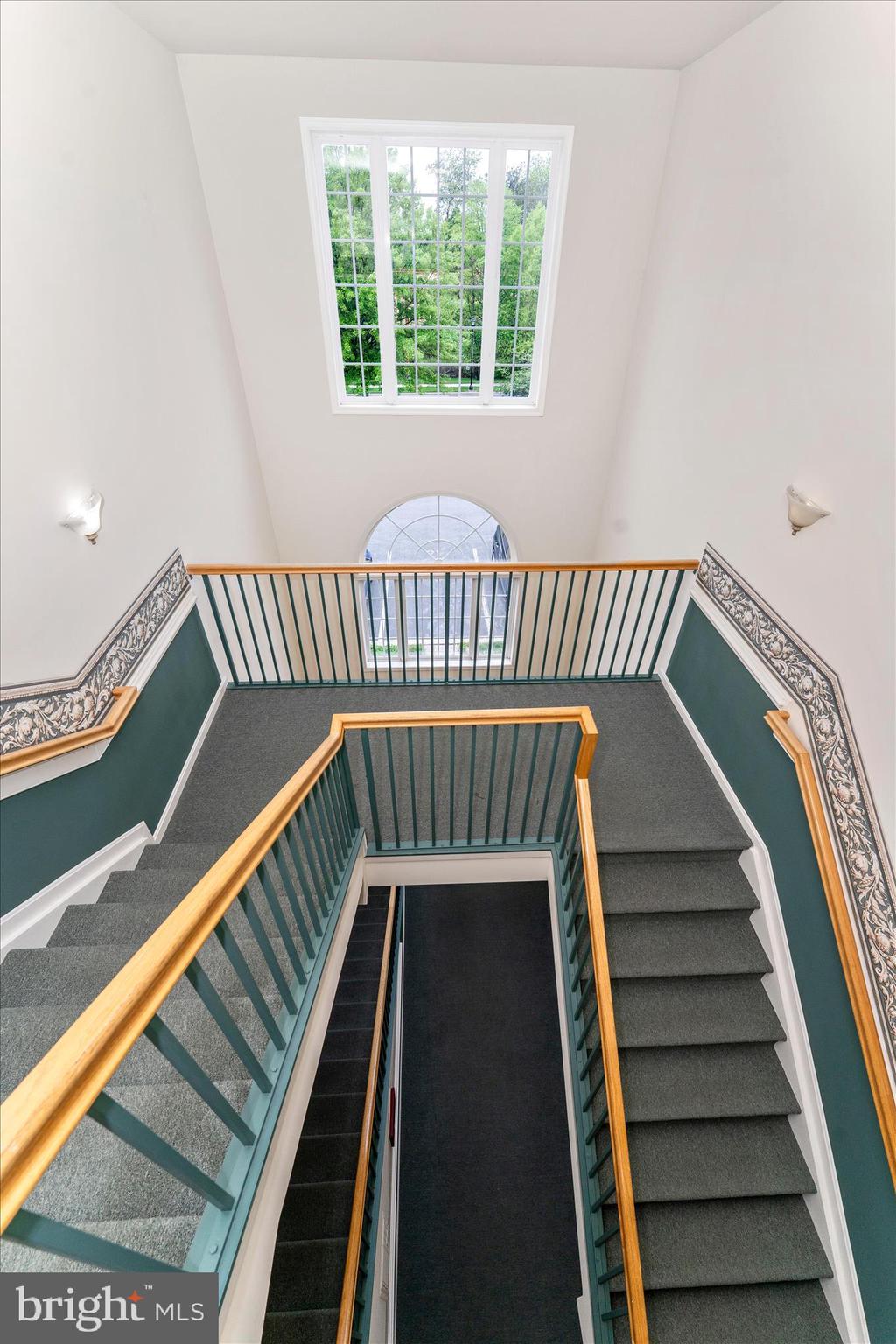 RIDGEVIEW II - Residential