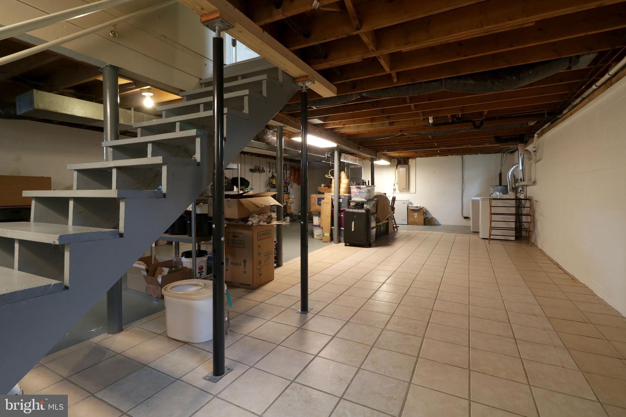 STORMSTOWN - Residential