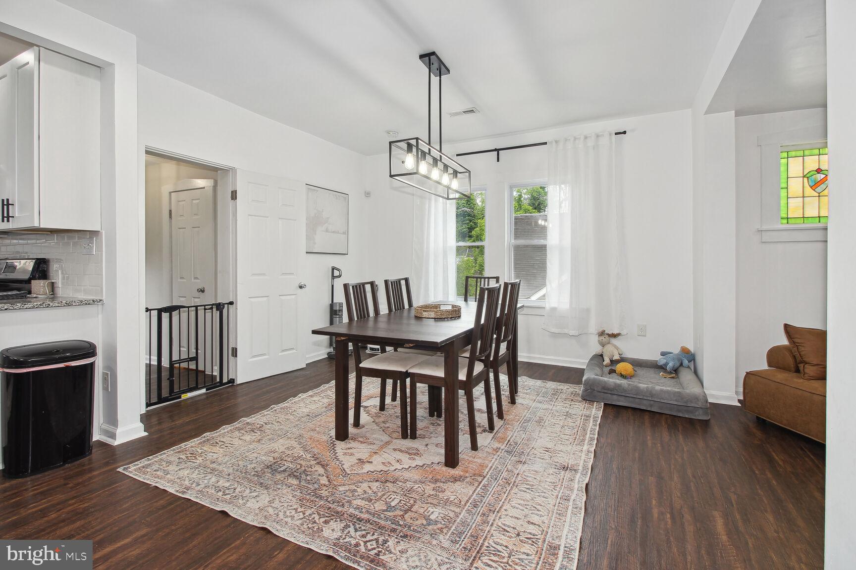 WINDSOR HILLS - Residential