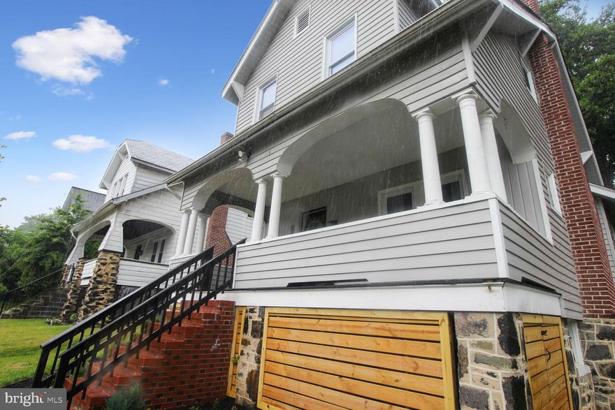 Priced to sell !!!!  Motived seller has reduced price for quick sale. Nestled in the wonderful community of Windsor Hill. This lovely three bedroom three full bath Bungalow is one you don't want to miss. to many improvements to mention. The attention to detail was not compromised.
The high ceilings natural light is as inviting and tranquil as can be. Don't just drive by come on in and take a look at your new forever home. You will not be disappointed with the beautiful gourmet kitchen. The open concept just gives a subtle flow and a personality of all it's own. Beautiful finished basement with to many options to count  This won't last long. See you soon!!!