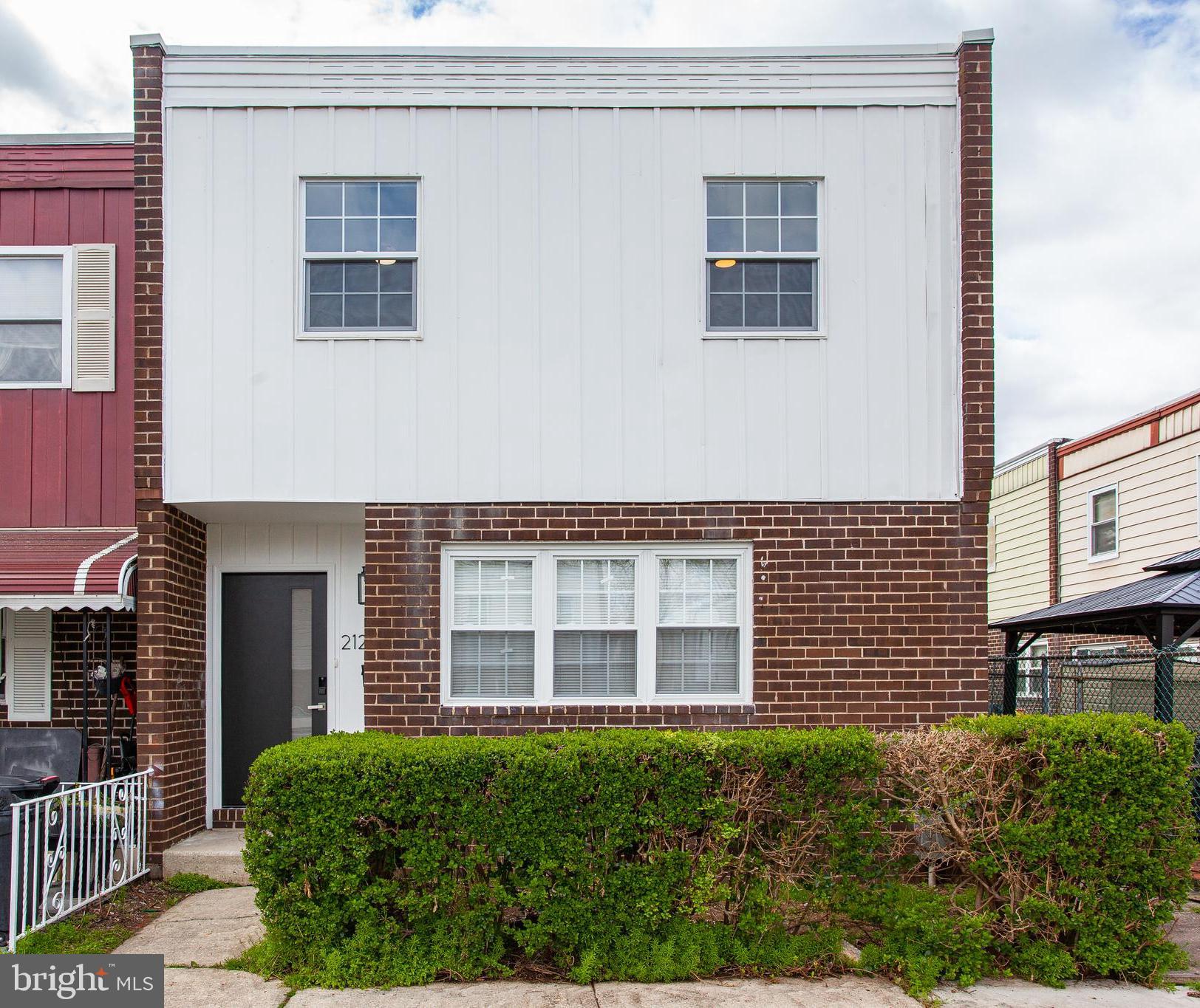 YORKTOWN - Residential