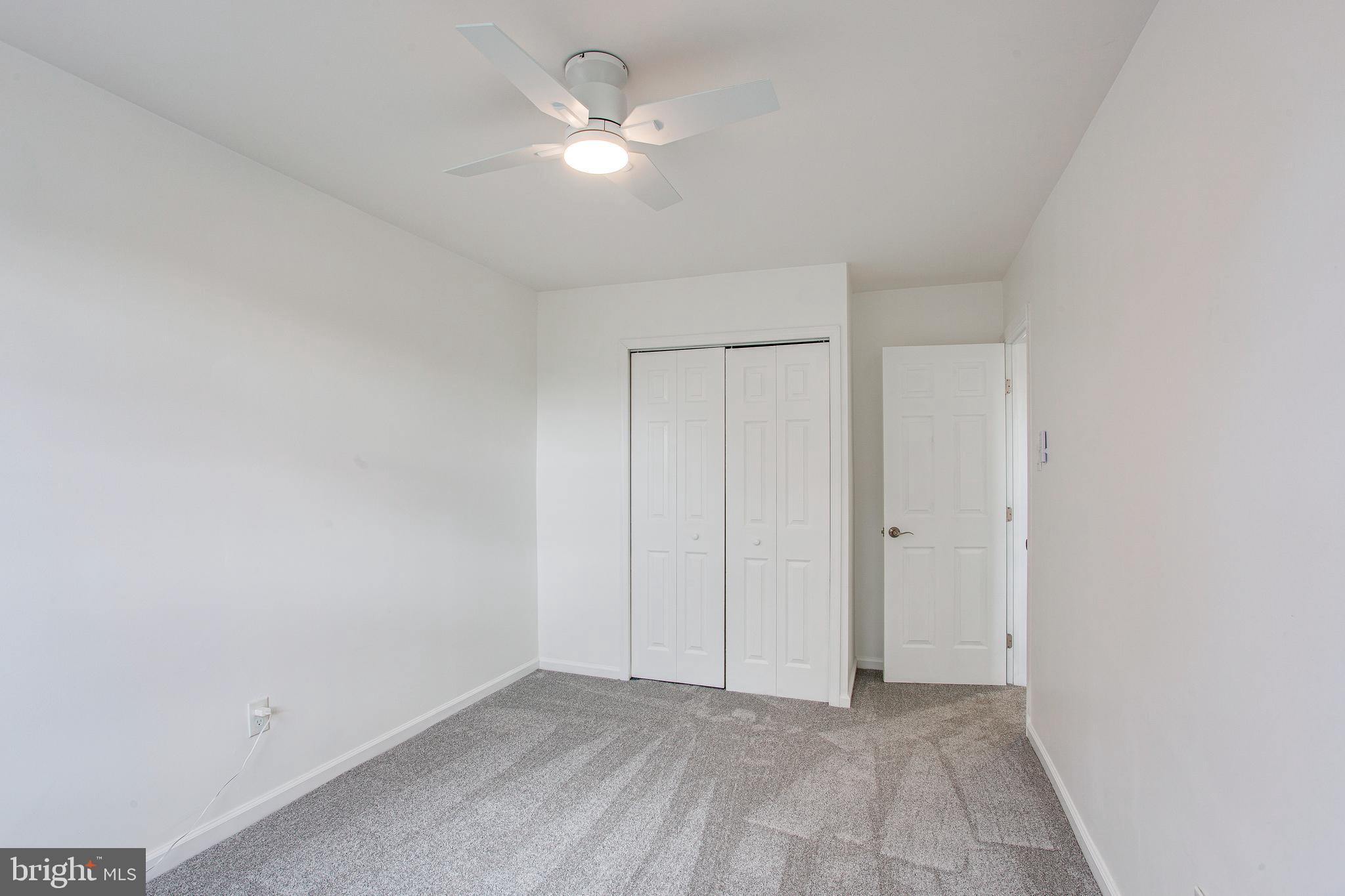 YORKTOWN - Residential