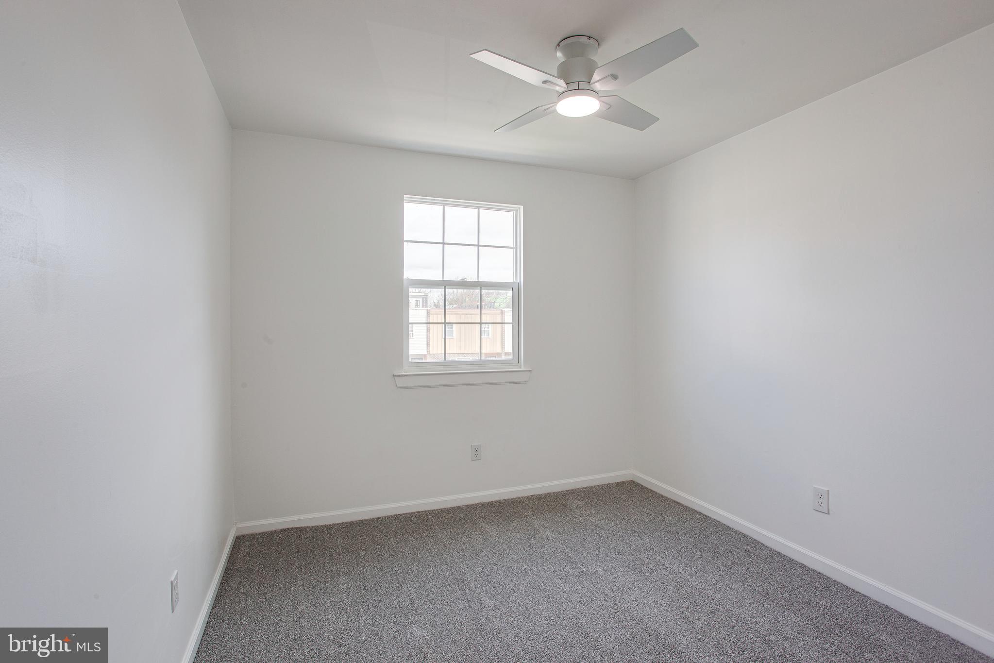 YORKTOWN - Residential